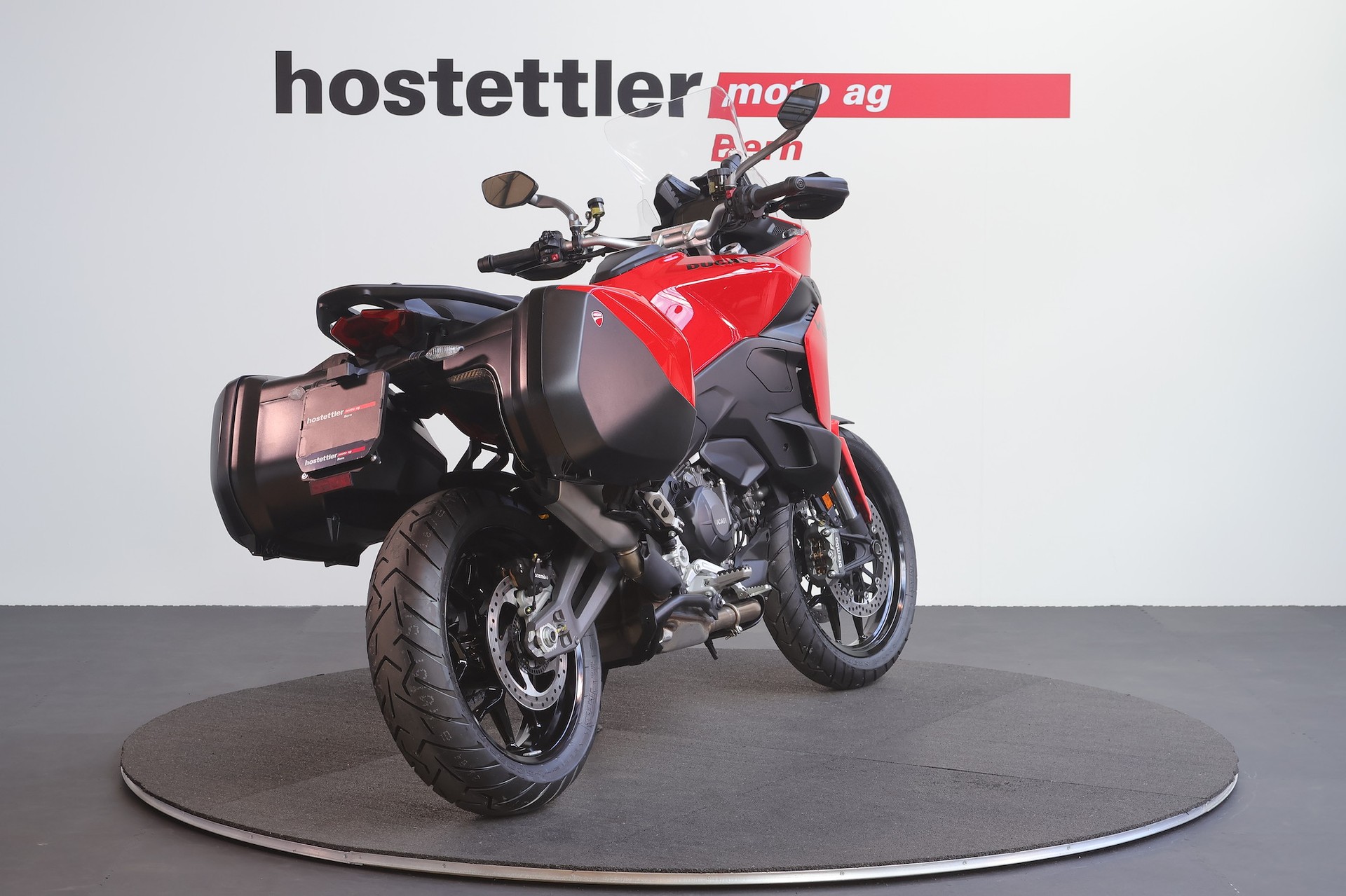 DUCATI Multistrada V2 S Travel-showroom-element-2