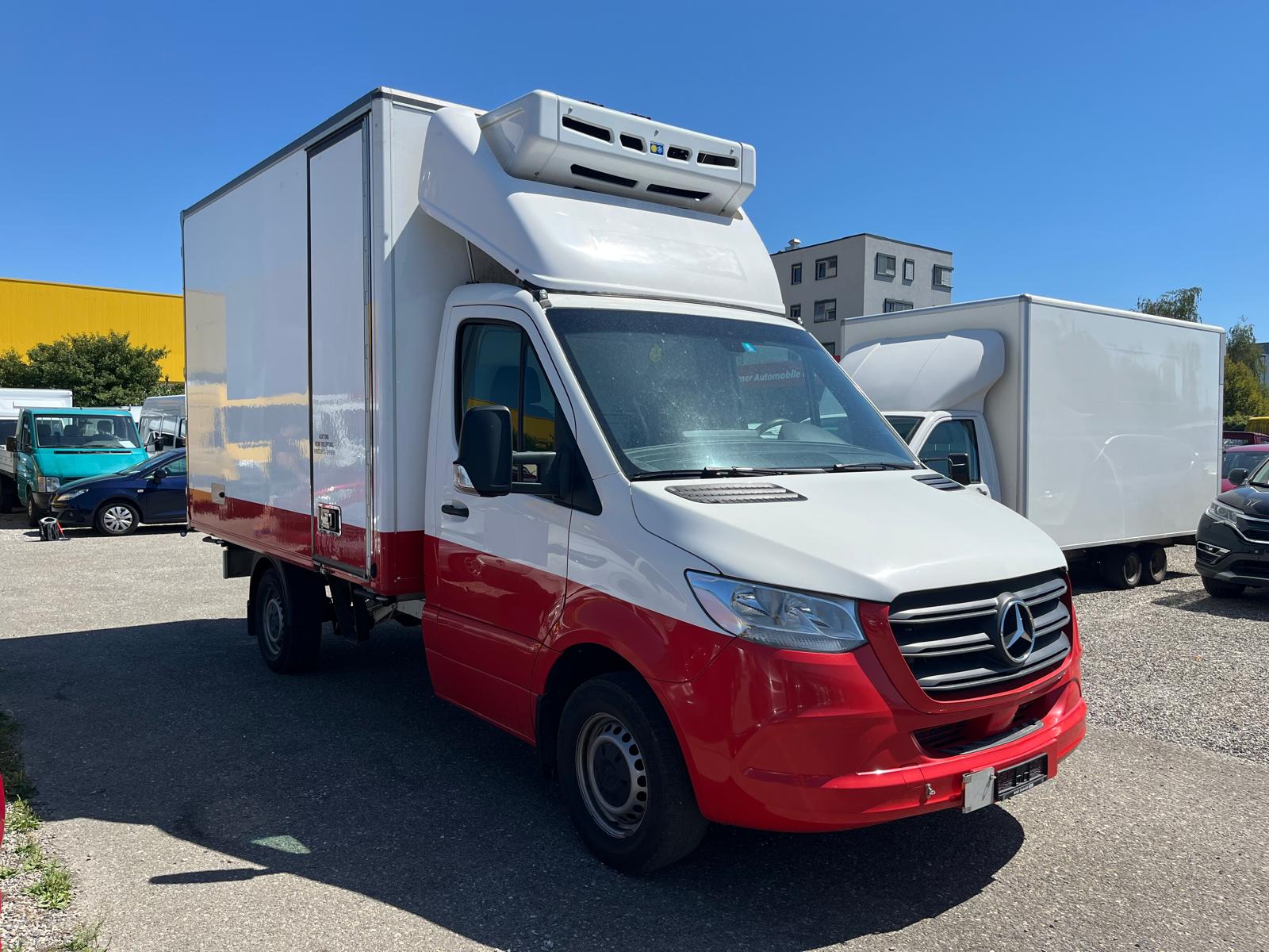 MERCEDES-BENZ Sprinter 319 CDI Standard 9G-TRONIC-image-0