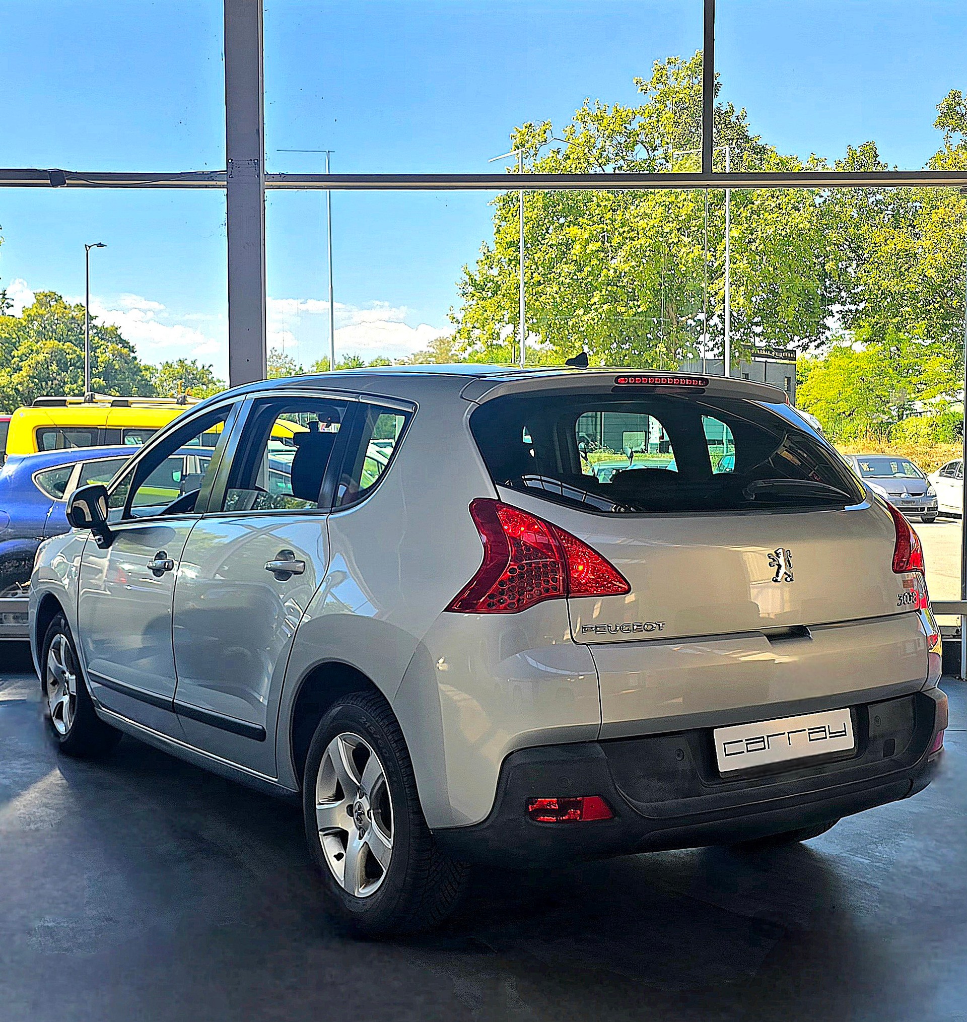 PEUGEOT 3008 1.6 HDI Business-image-5