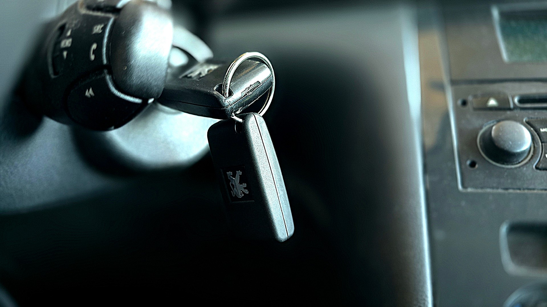 PEUGEOT 3008 1.6 HDI Business-image-29