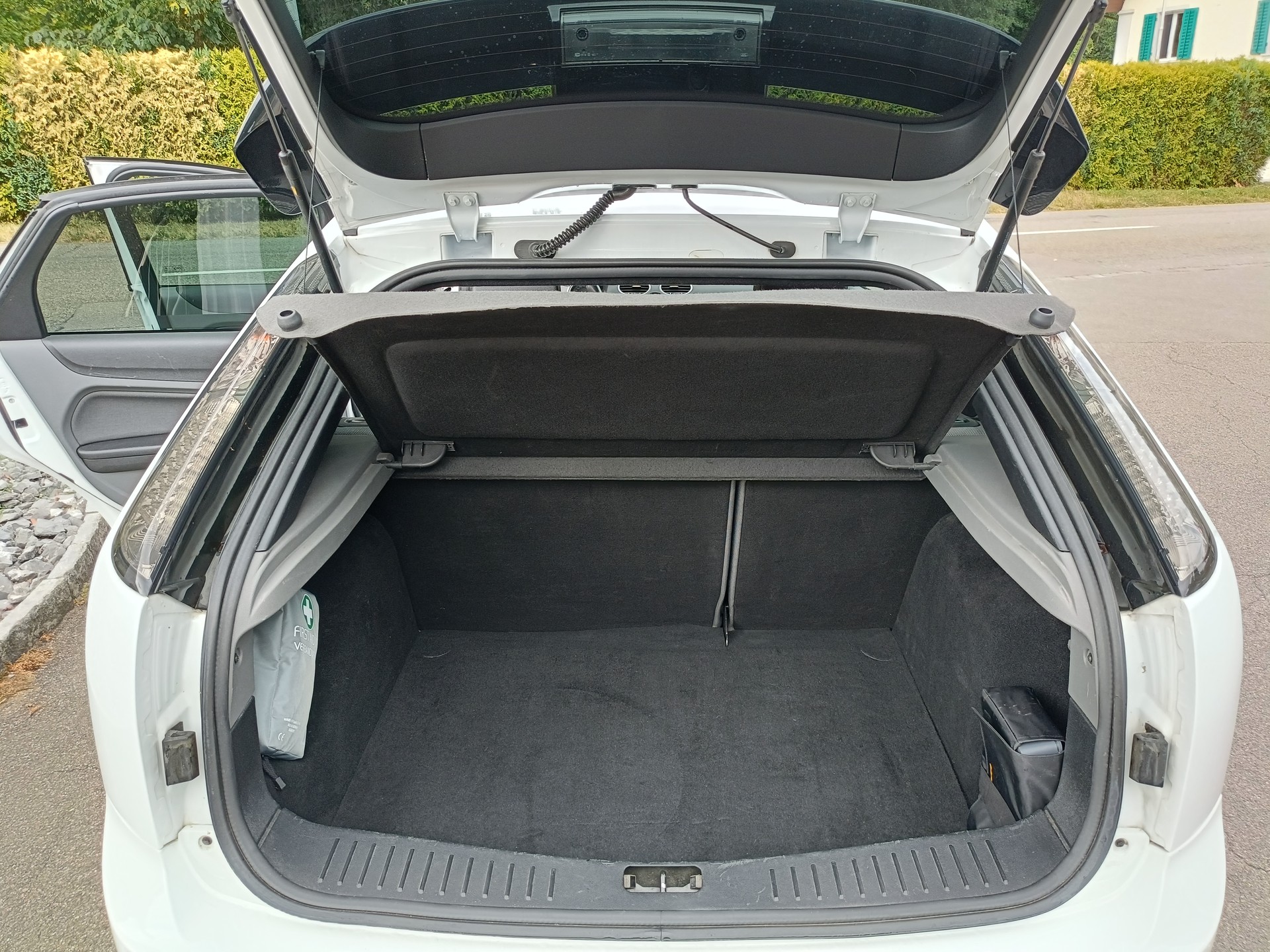 FORD Focus 2.5 Turbo ST-image-8