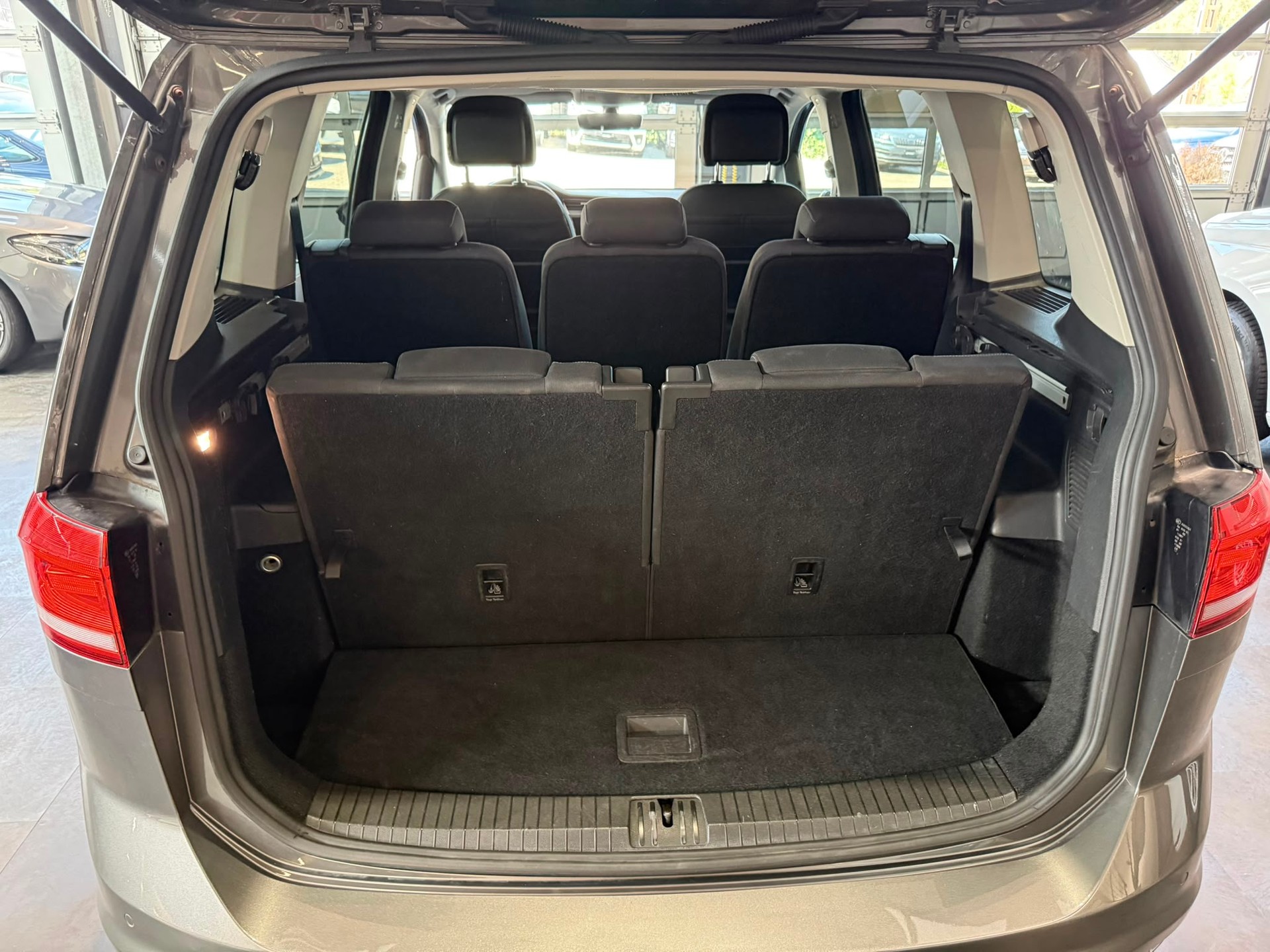 VW Touran 1.4 TSI BlueMotion Technology Comfortline DSG-image-4