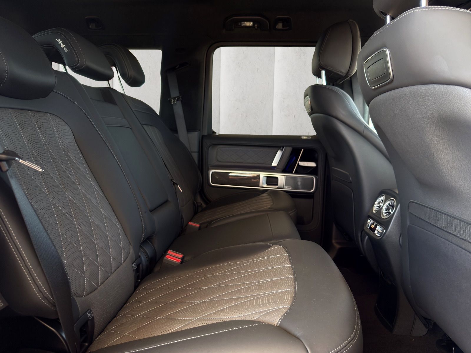 MERCEDES-BENZ G 63 AMG Speedshift Plus G-Tronic-image-16