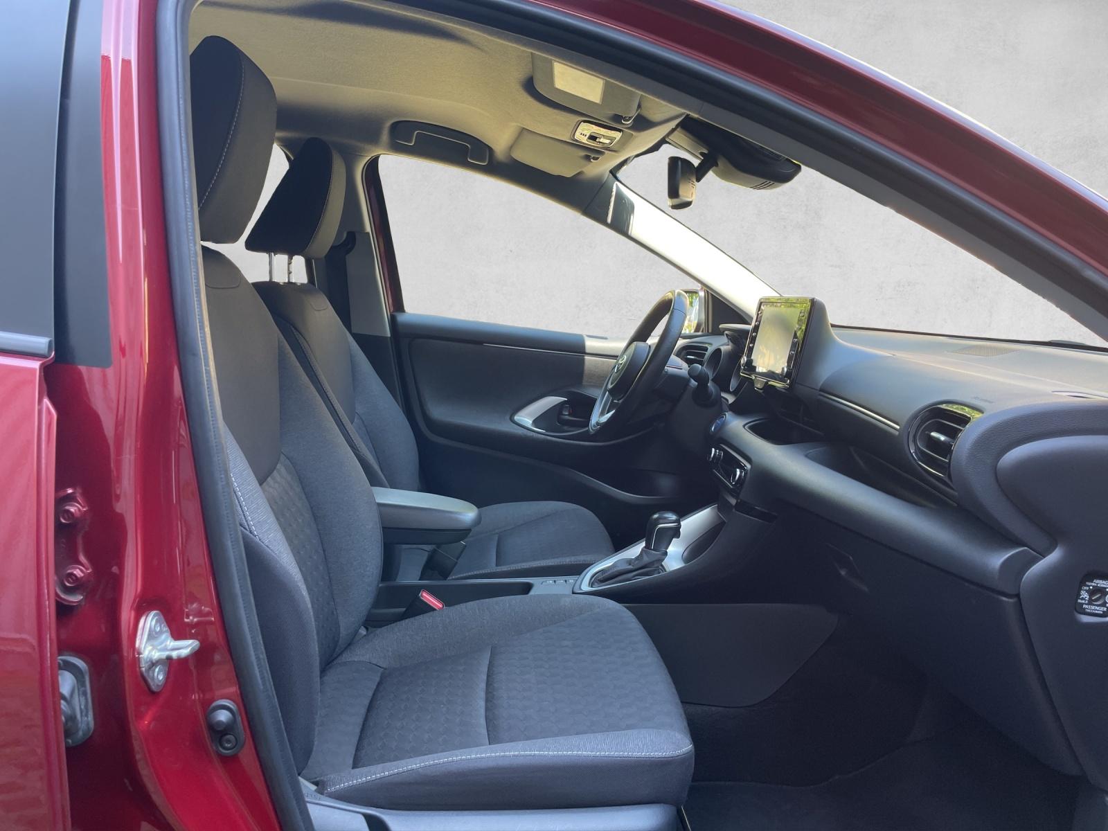 TOYOTA Yaris 1.5 VVT-i HSD Trend-image-13
