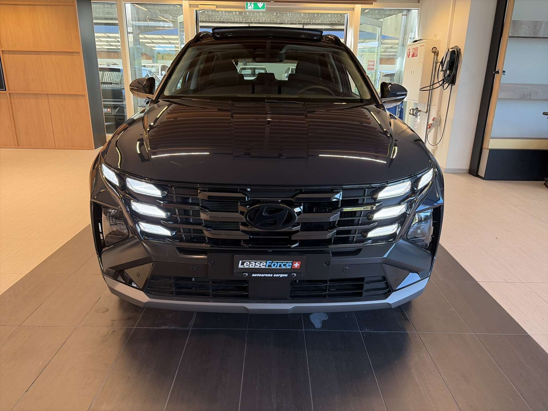 HYUNDAI Tucson 1.6 TGDi PHEV 252PS Techno Sky 4WD Automat-image-10