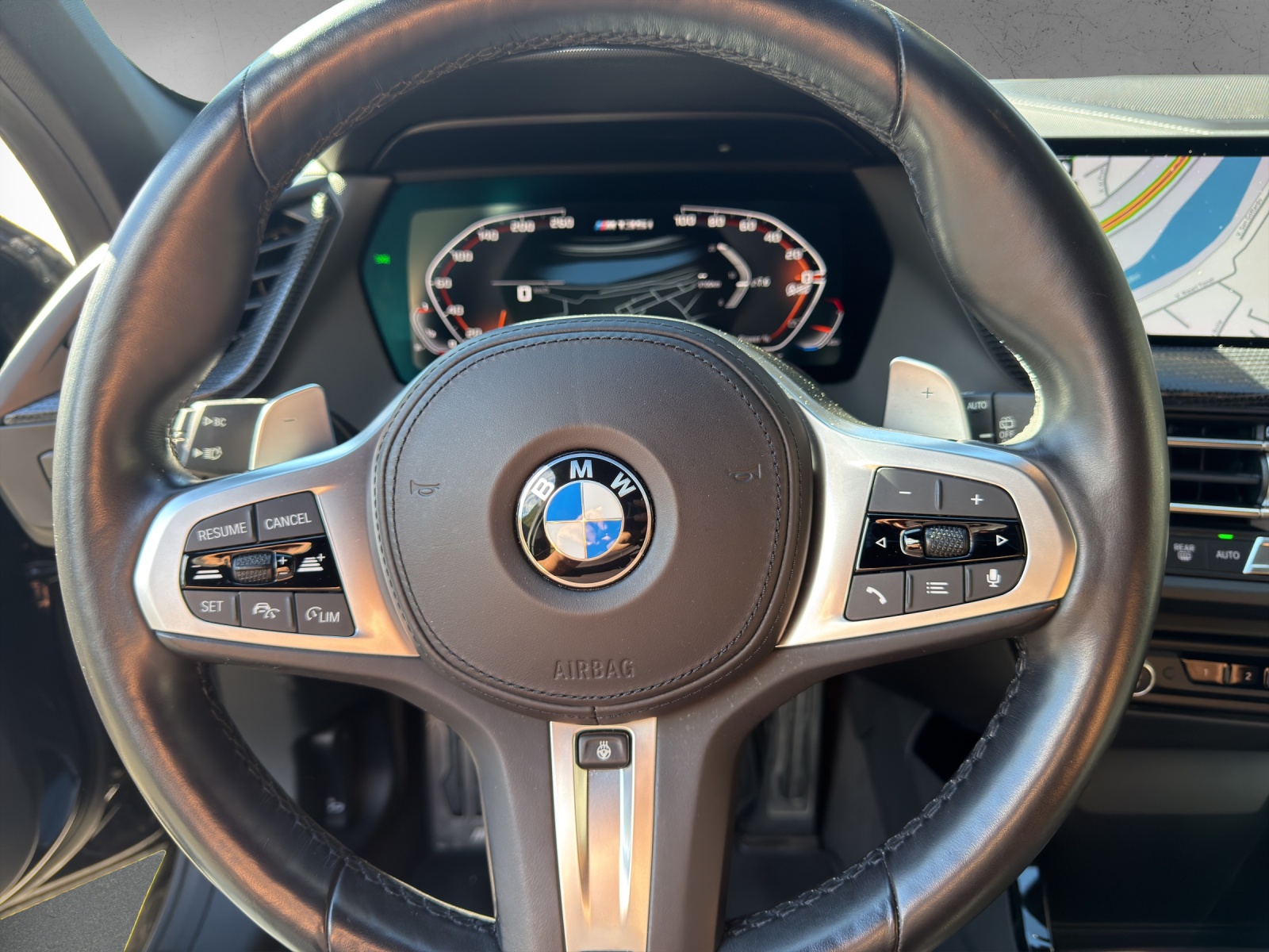 BMW M135i xDrive Steptronic-image-12