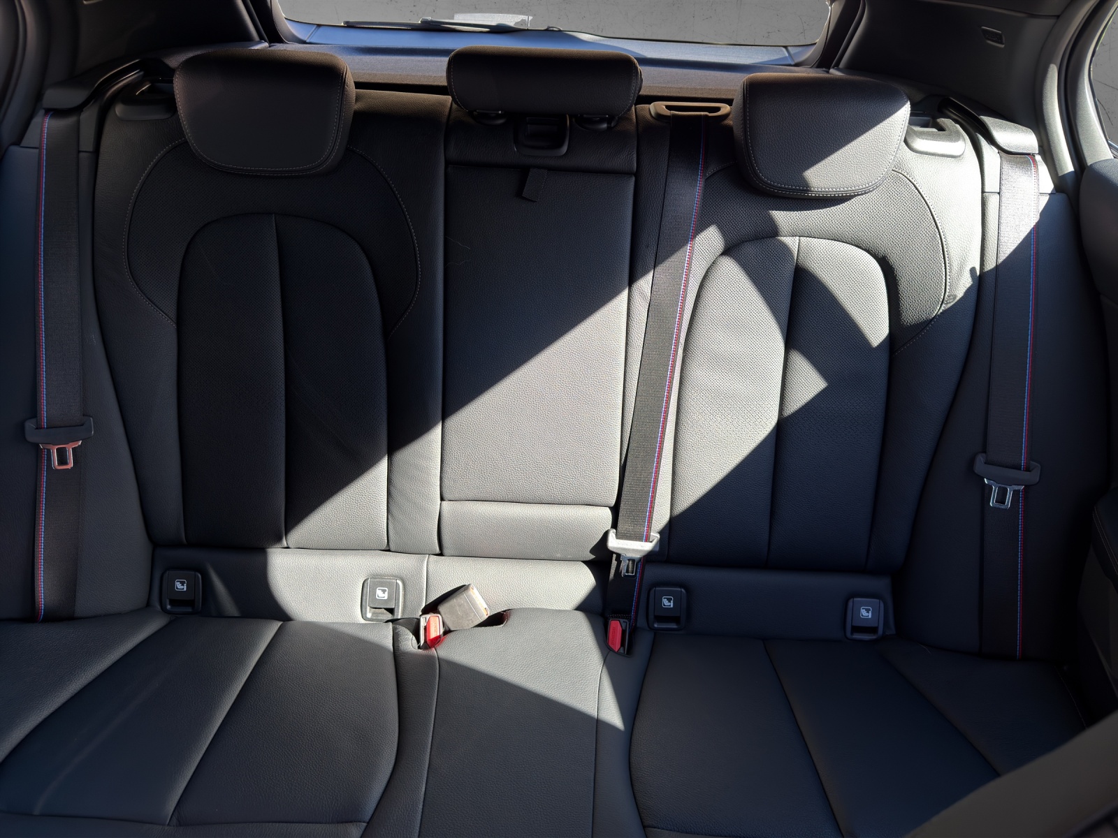 BMW M135i xDrive Steptronic-image-16