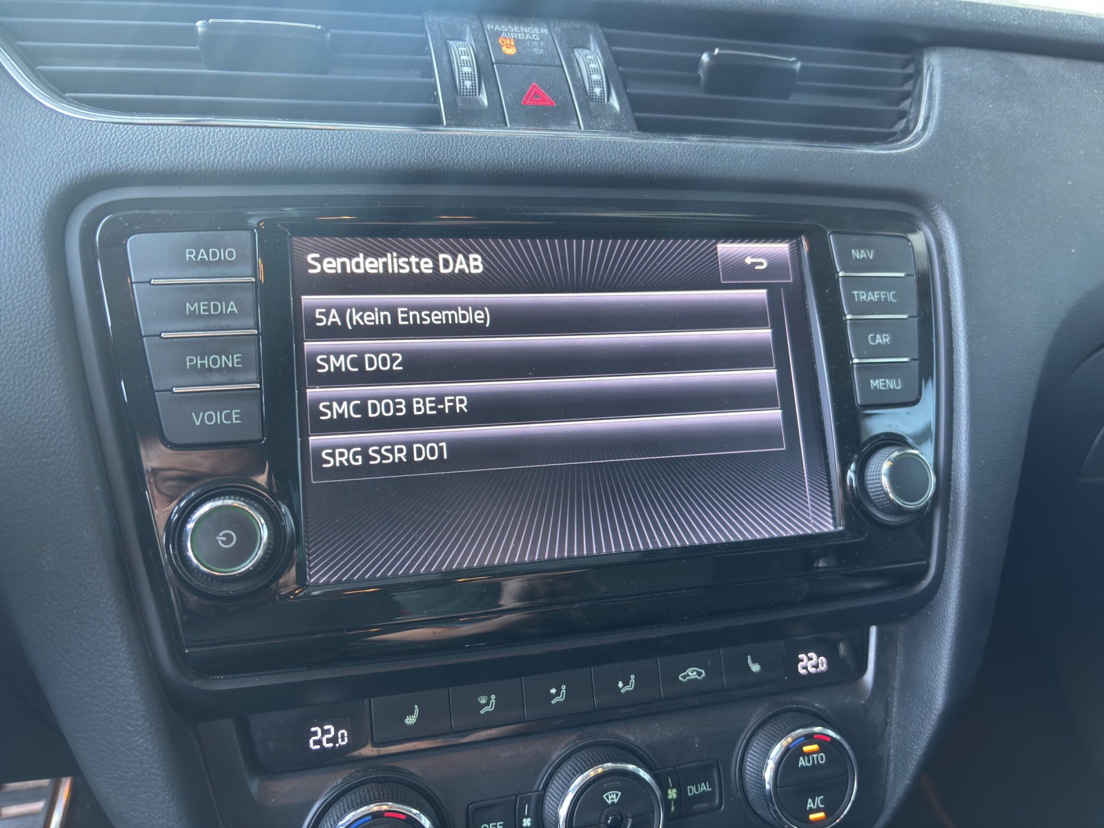 SKODA Octavia Combi 2.0 TDI Scout 4x4 DSG-image-7