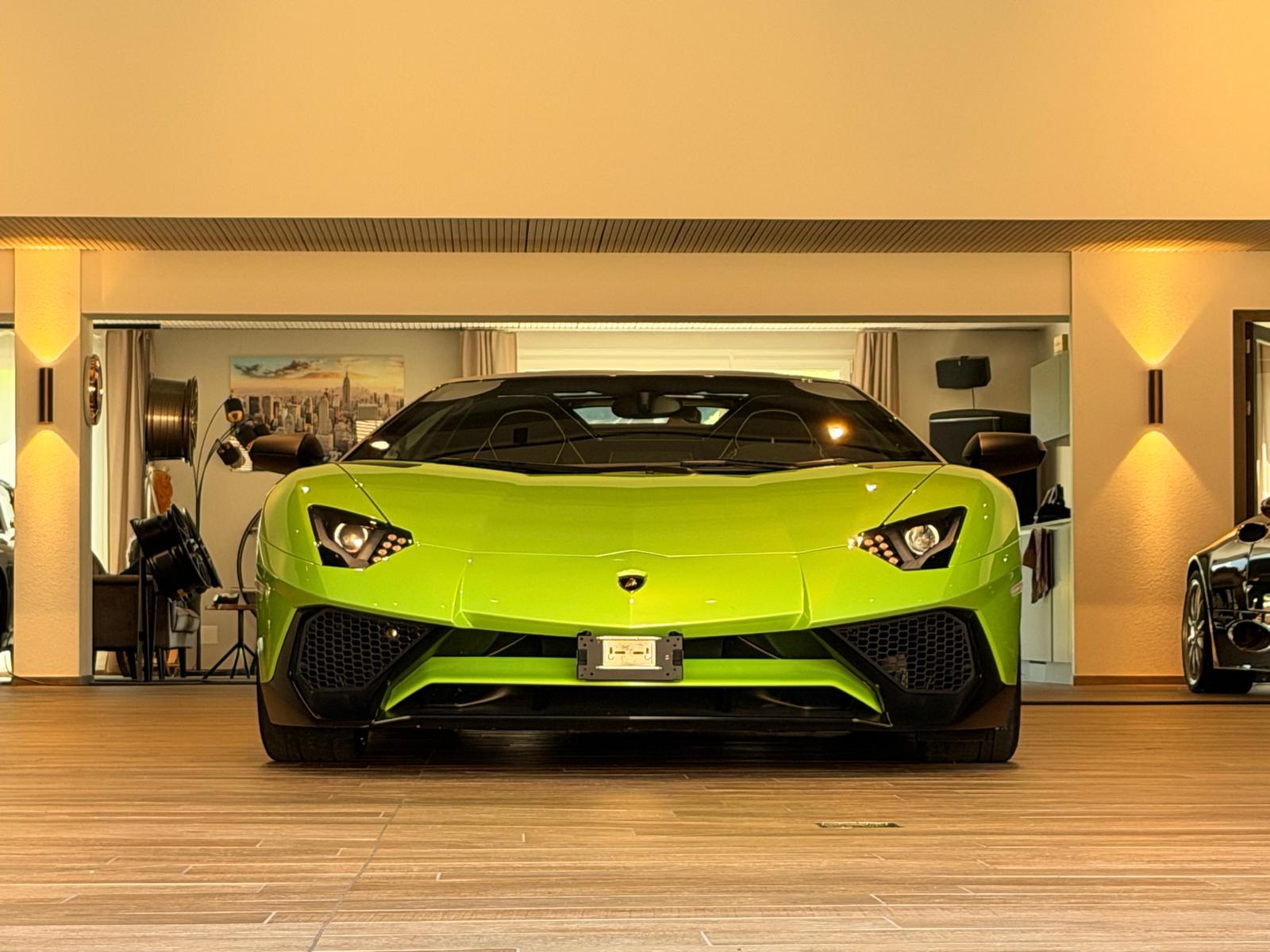 LAMBORGHINI Aventador SV LP750-4 Superveloceđ„ Roadster đ„E-Gear dazu ein đ„MV Agusta Motorrad đ„-image-0