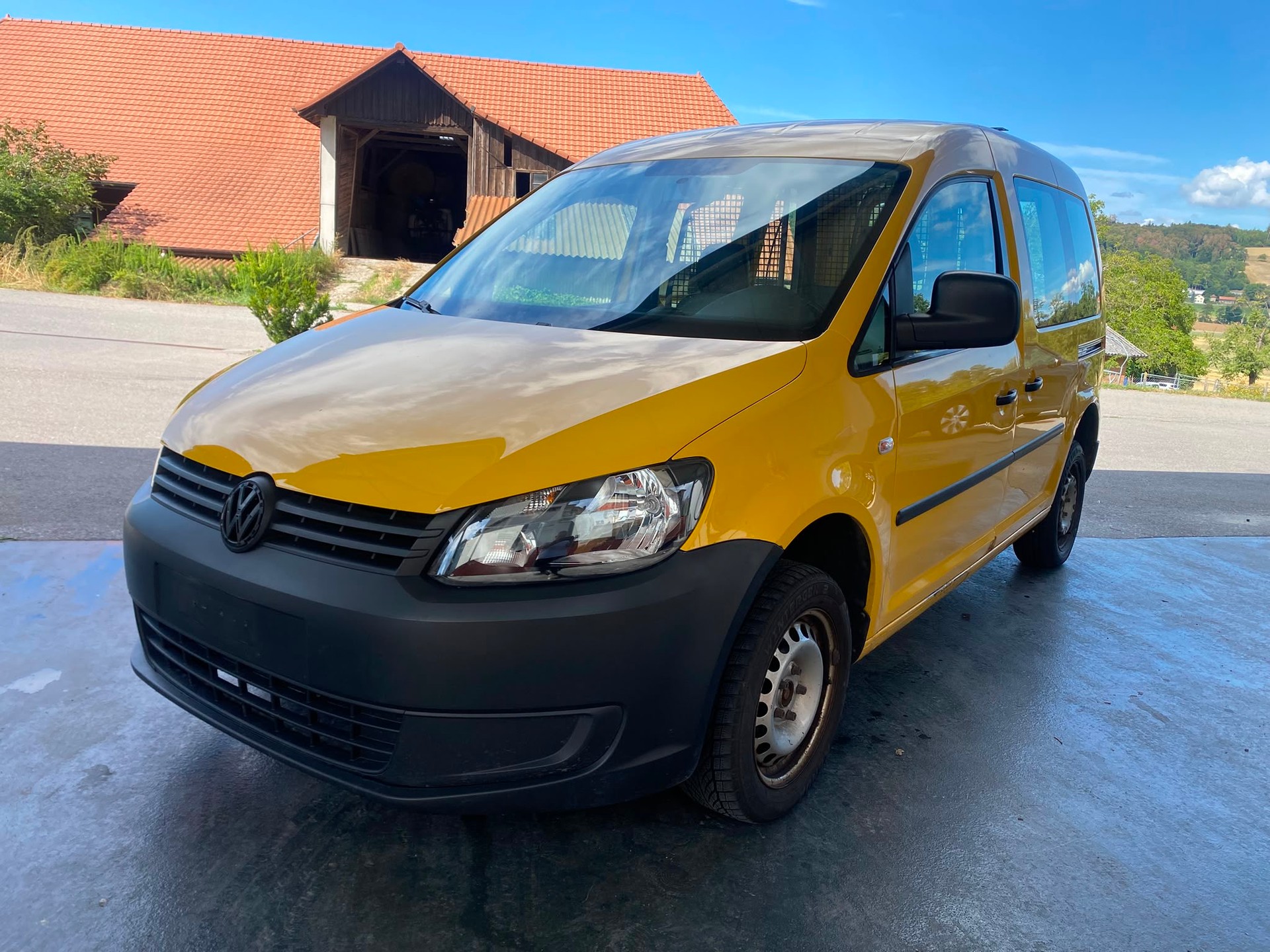 VW Caddy 2.0 TDI 4Motion-image-0