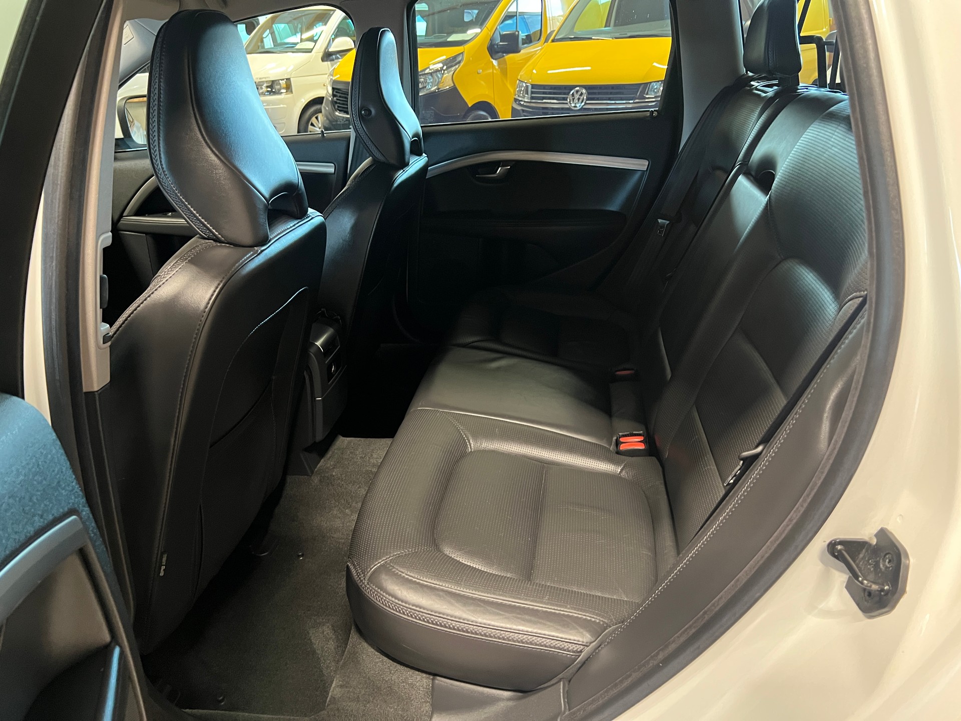 VOLVO XC70 T6 AWD Summum Geartronic-image-13