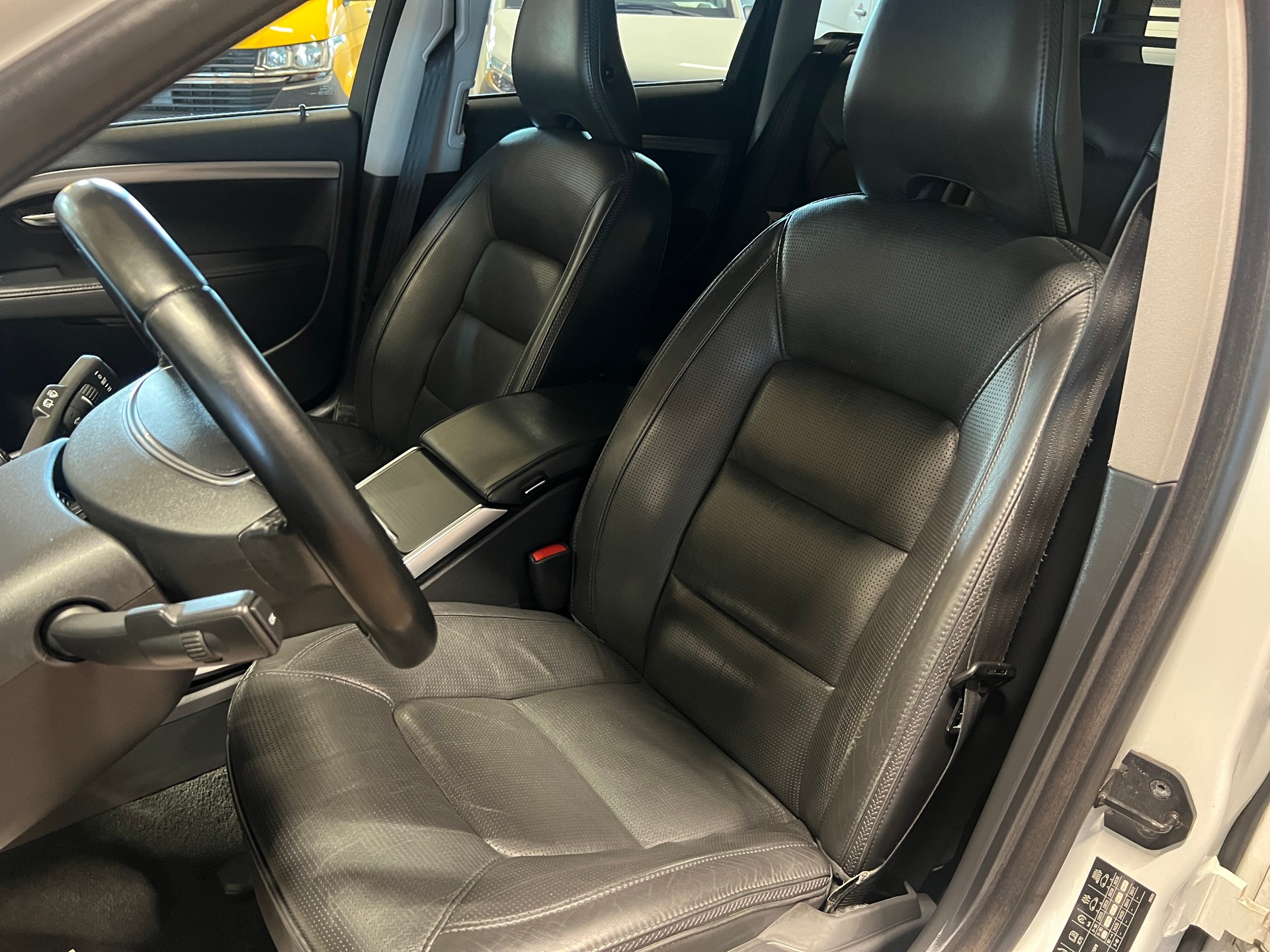 VOLVO XC70 T6 AWD Summum Geartronic-image-9
