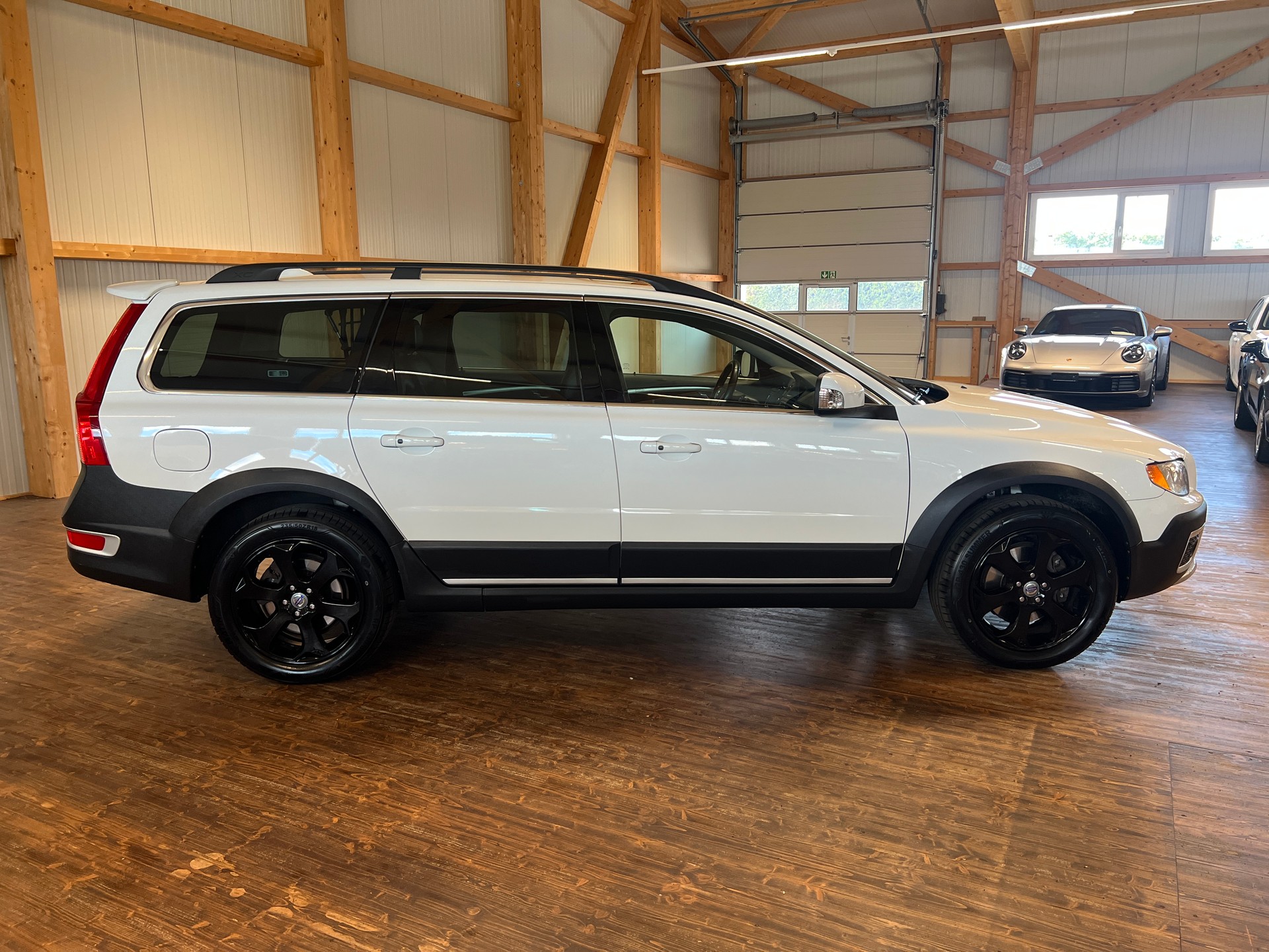 VOLVO XC70 T6 AWD Summum Geartronic-image-3