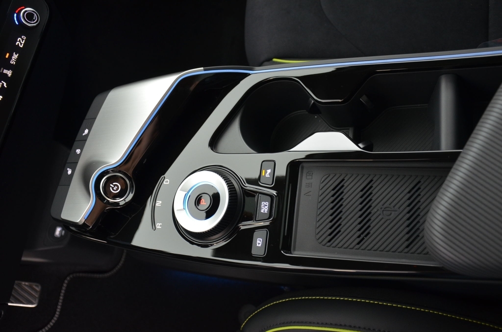 KIA EV6 77.4 kWh AWD GT 4x4 (584PS)-image-26