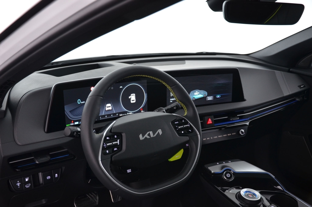 KIA EV6 77.4 kWh AWD GT 4x4 (584PS)-image-12