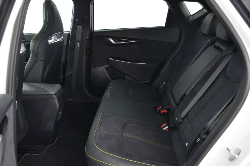 KIA EV6 77.4 kWh AWD GT 4x4 (584PS)-image-15
