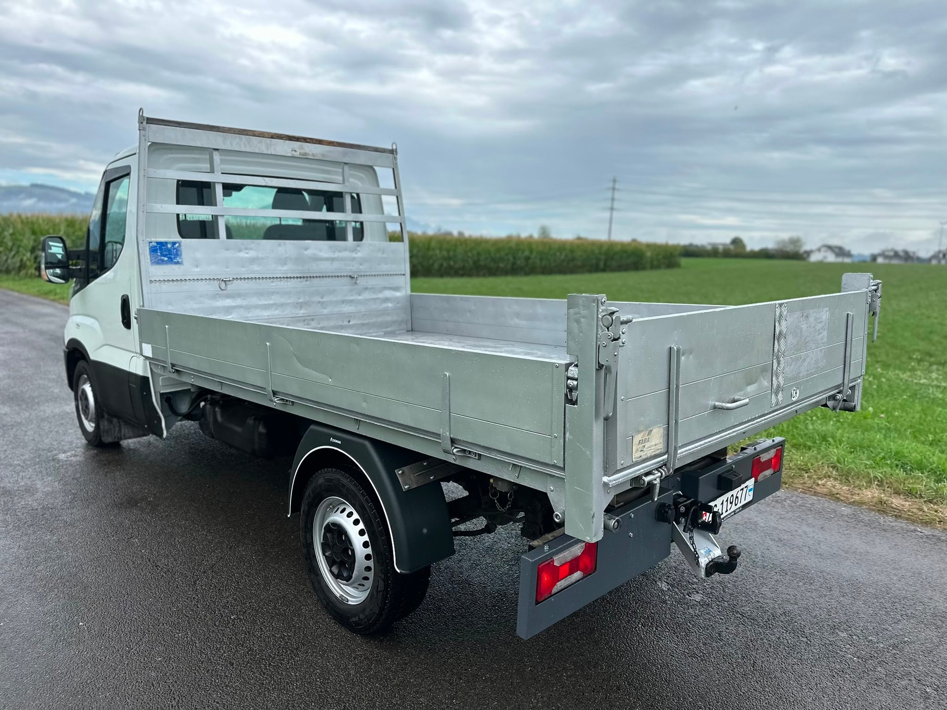IVECO 35 S 15-image-11