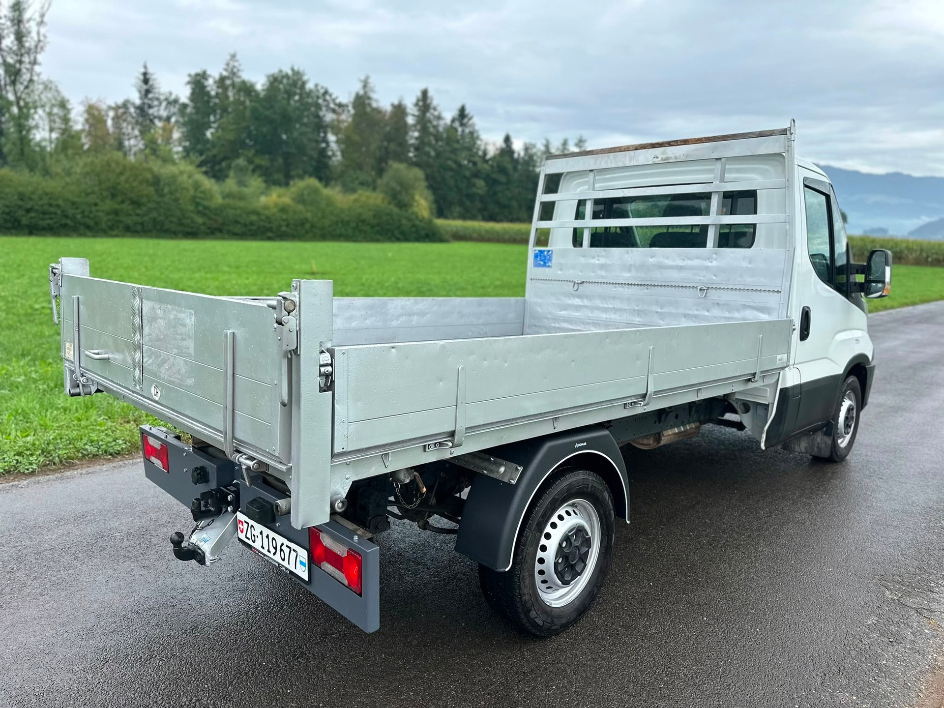 IVECO 35 S 15-image-9