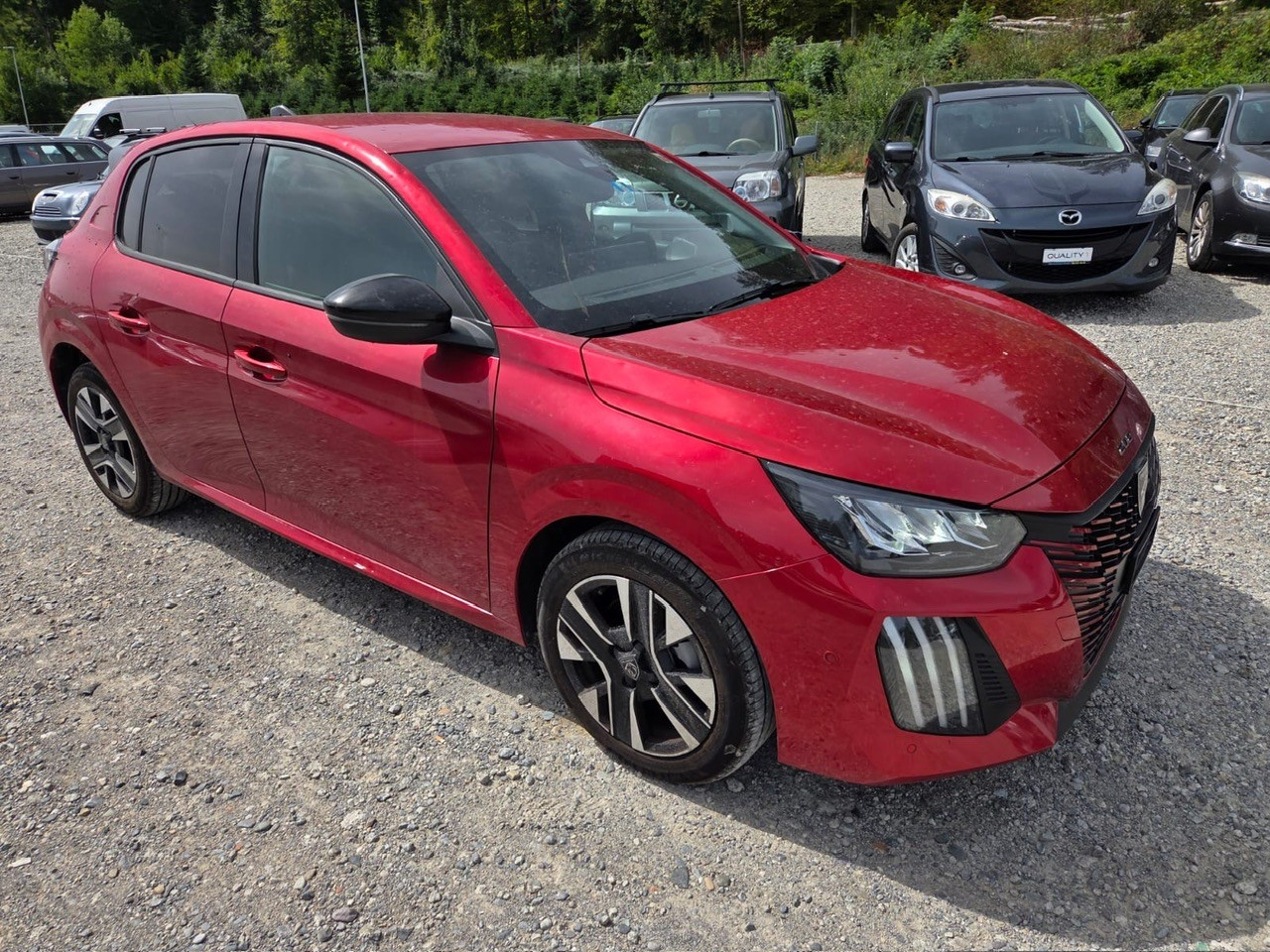 PEUGEOT 208 1.2 MHEV 110 Allure Premium-image-1