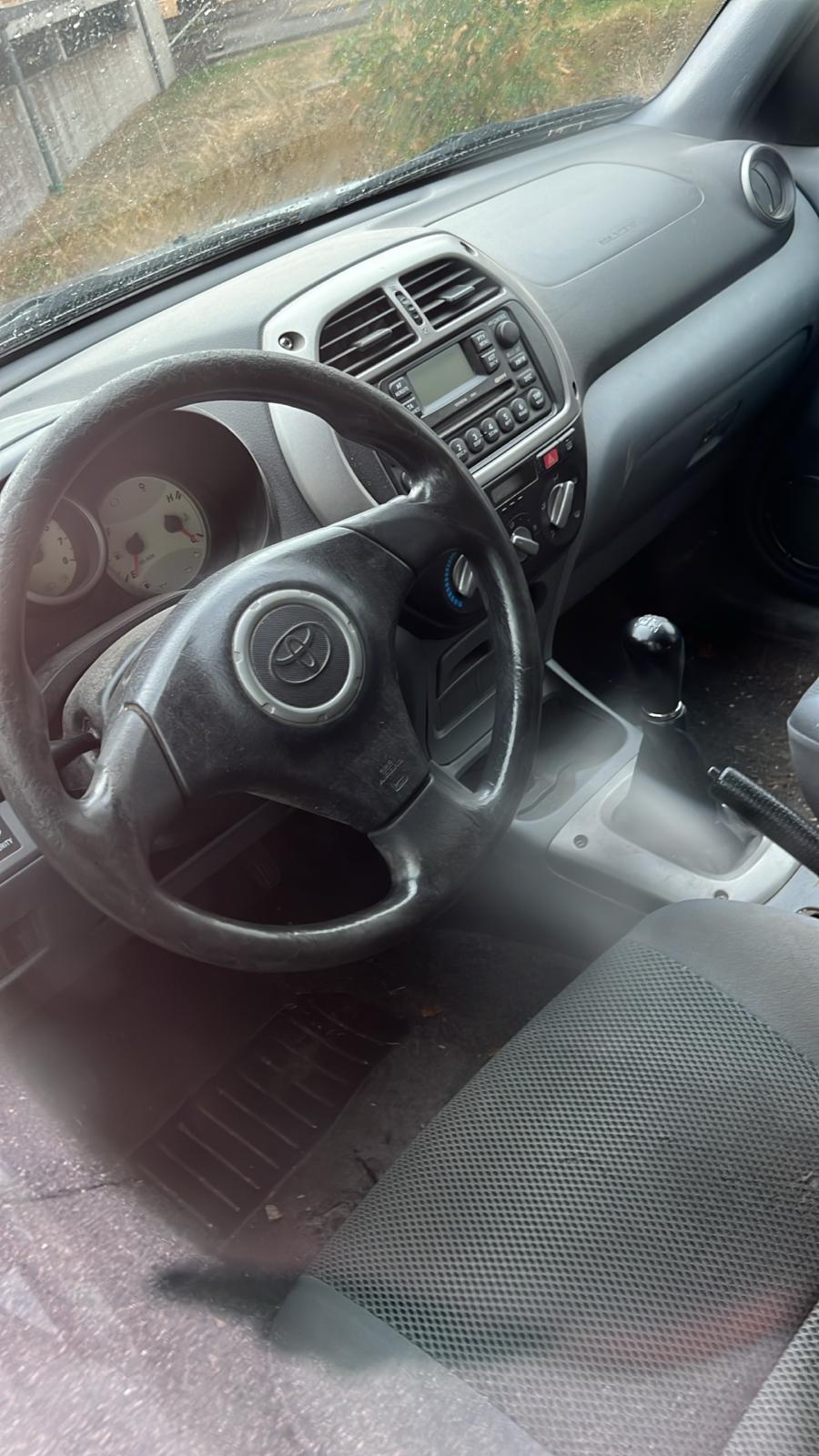 TOYOTA RAV-4 2.0 16V Linea Sol-image-4