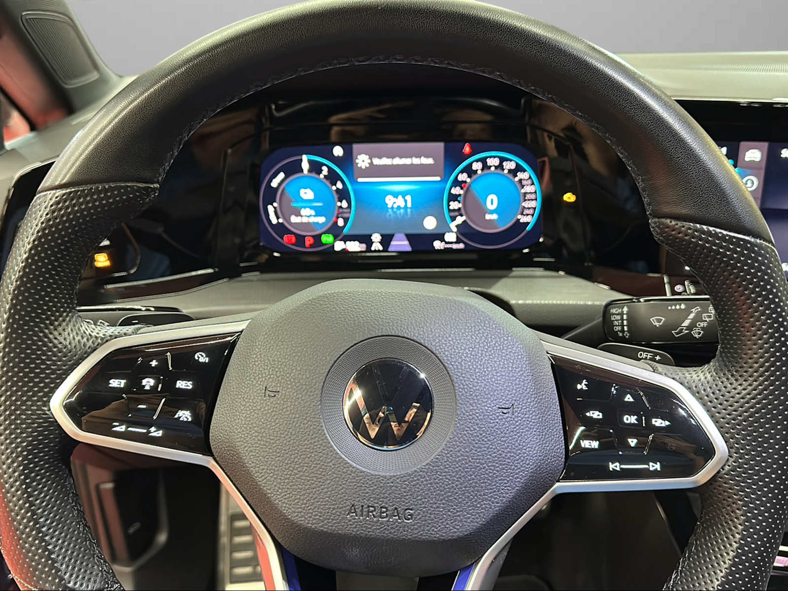 VW Golf 1.4 TSI PHEV GTE-image-13