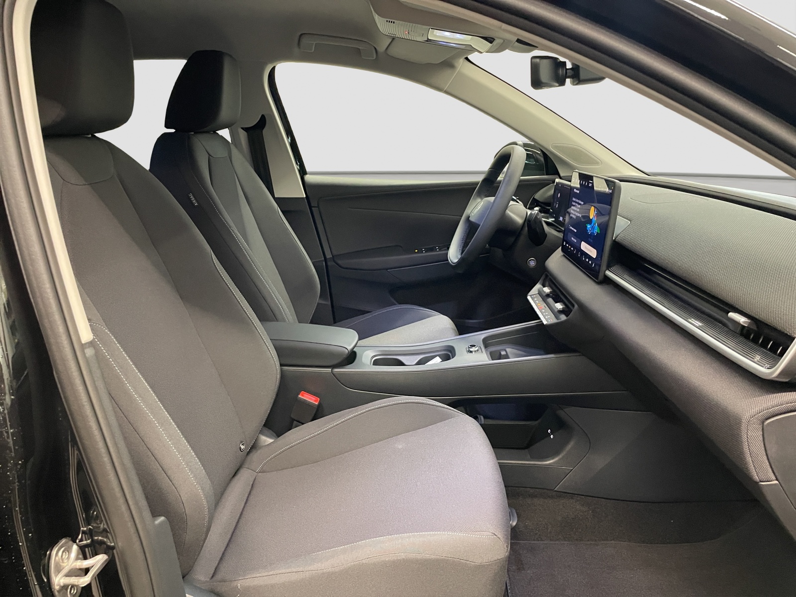 VW ID.Polo 52 kWh Life Edition One-image-13
