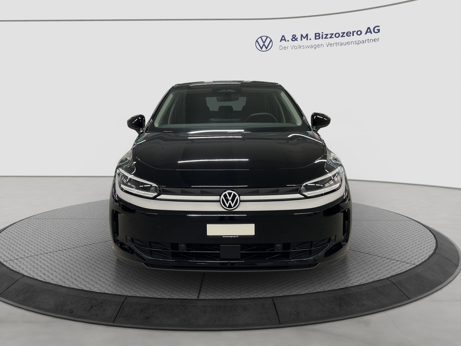 VW ID.Polo 52 kWh Life Edition One-image-7