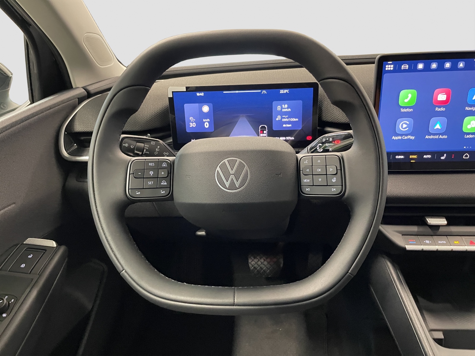 VW ID.Polo 52 kWh Life Edition One-image-9