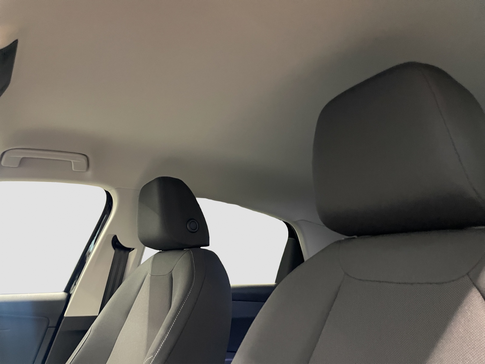 VW ID.Polo 52 kWh Life Edition One-image-15