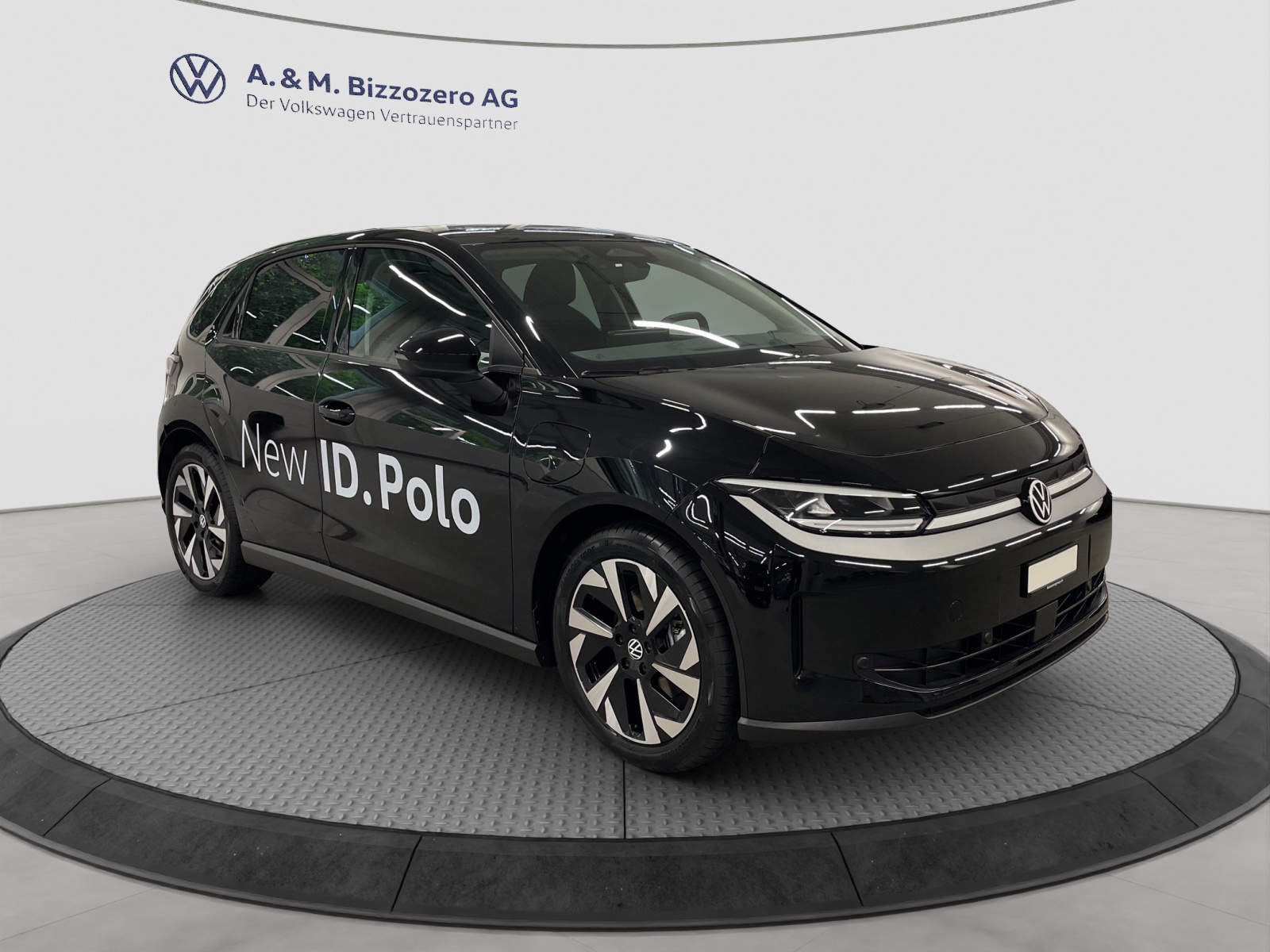 VW ID.Polo 52 kWh Life Edition One-image-6