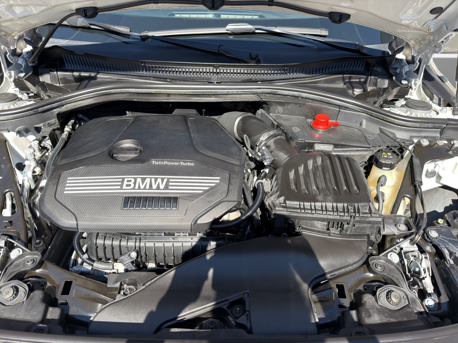 BMW 118i Essential Steptronic-image-9