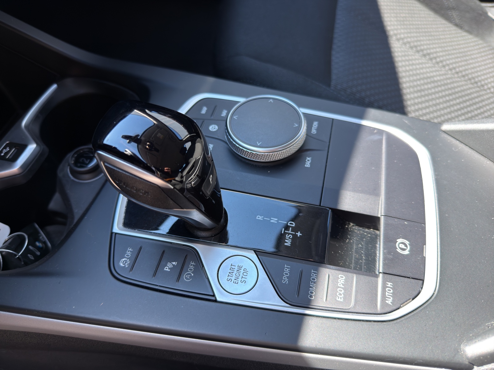 BMW 118i Essential Steptronic-image-20