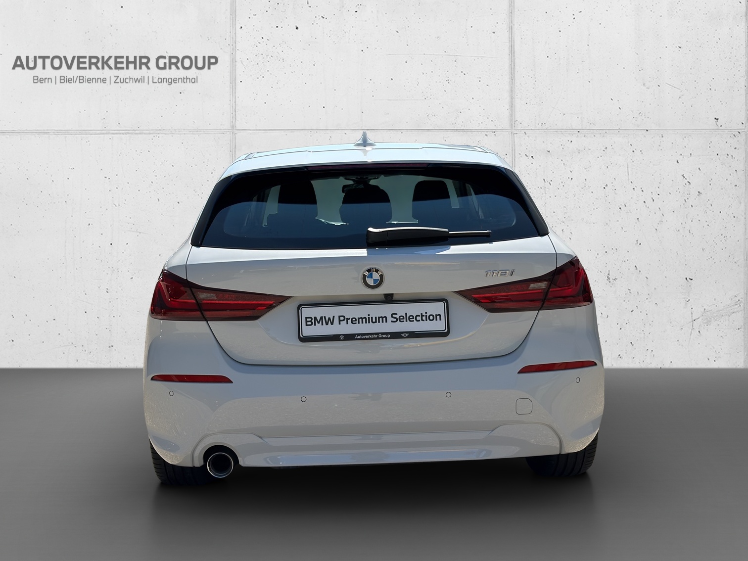 BMW 118i Essential Steptronic-image-3