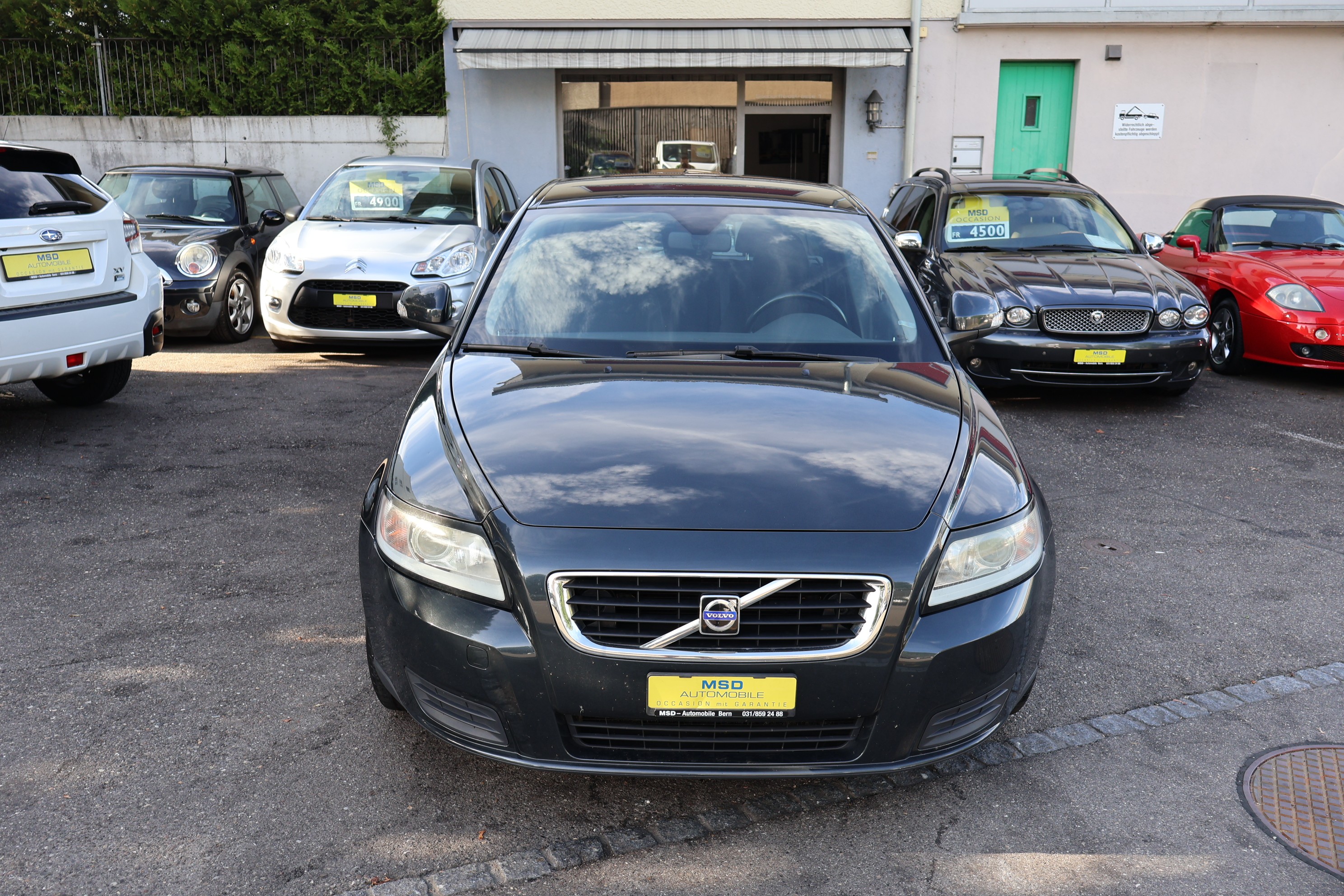 Car photo