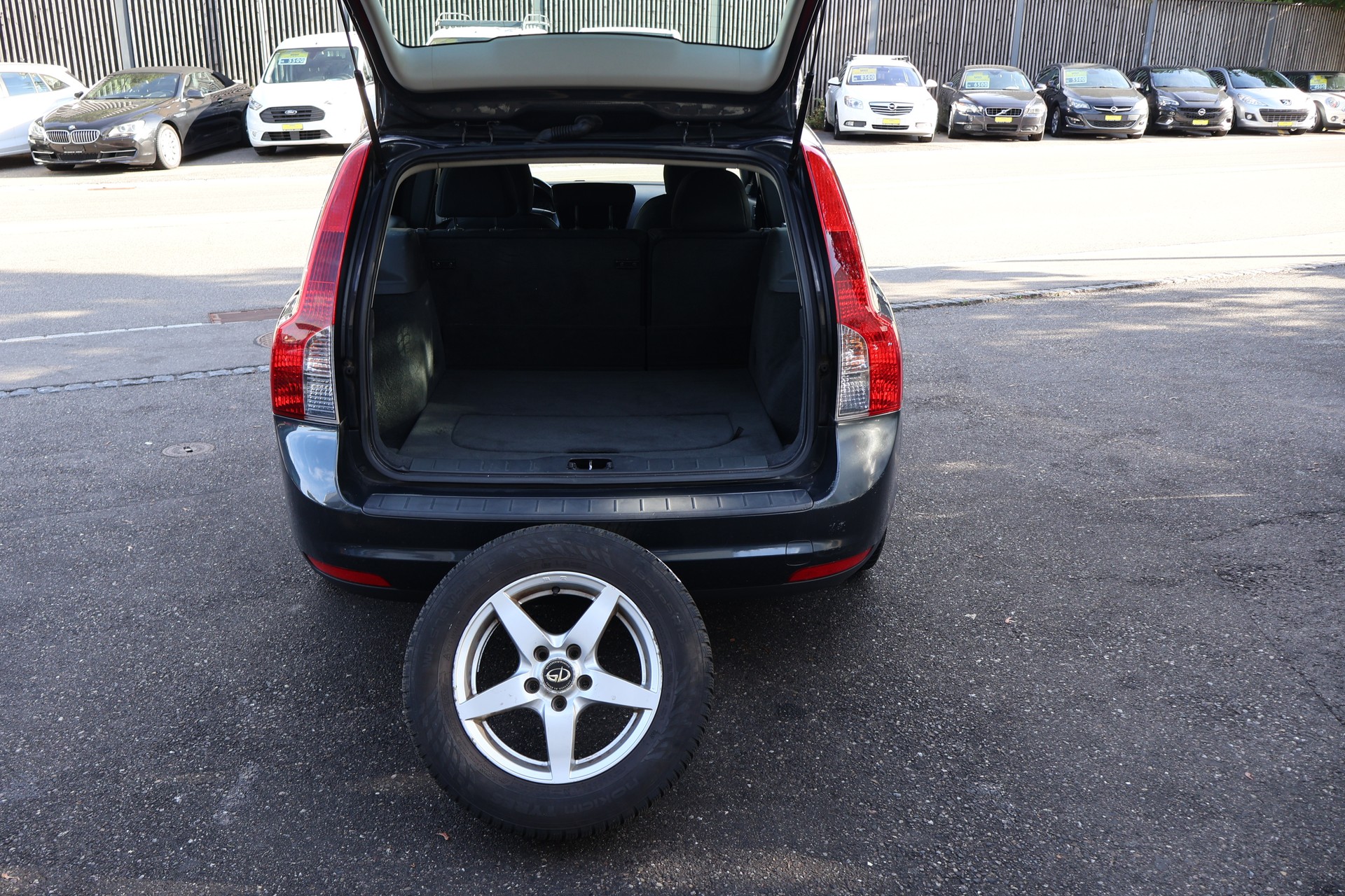 VOLVO V50 1.6 Kinetic-image-8