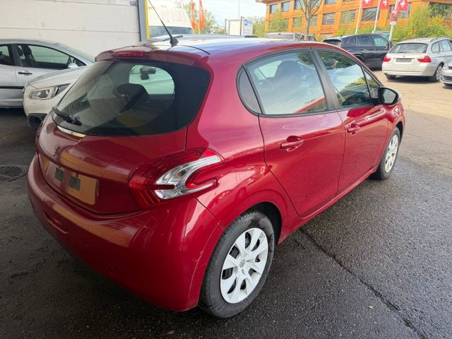 PEUGEOT 208 1.2 VTI Roland Garros-image-3