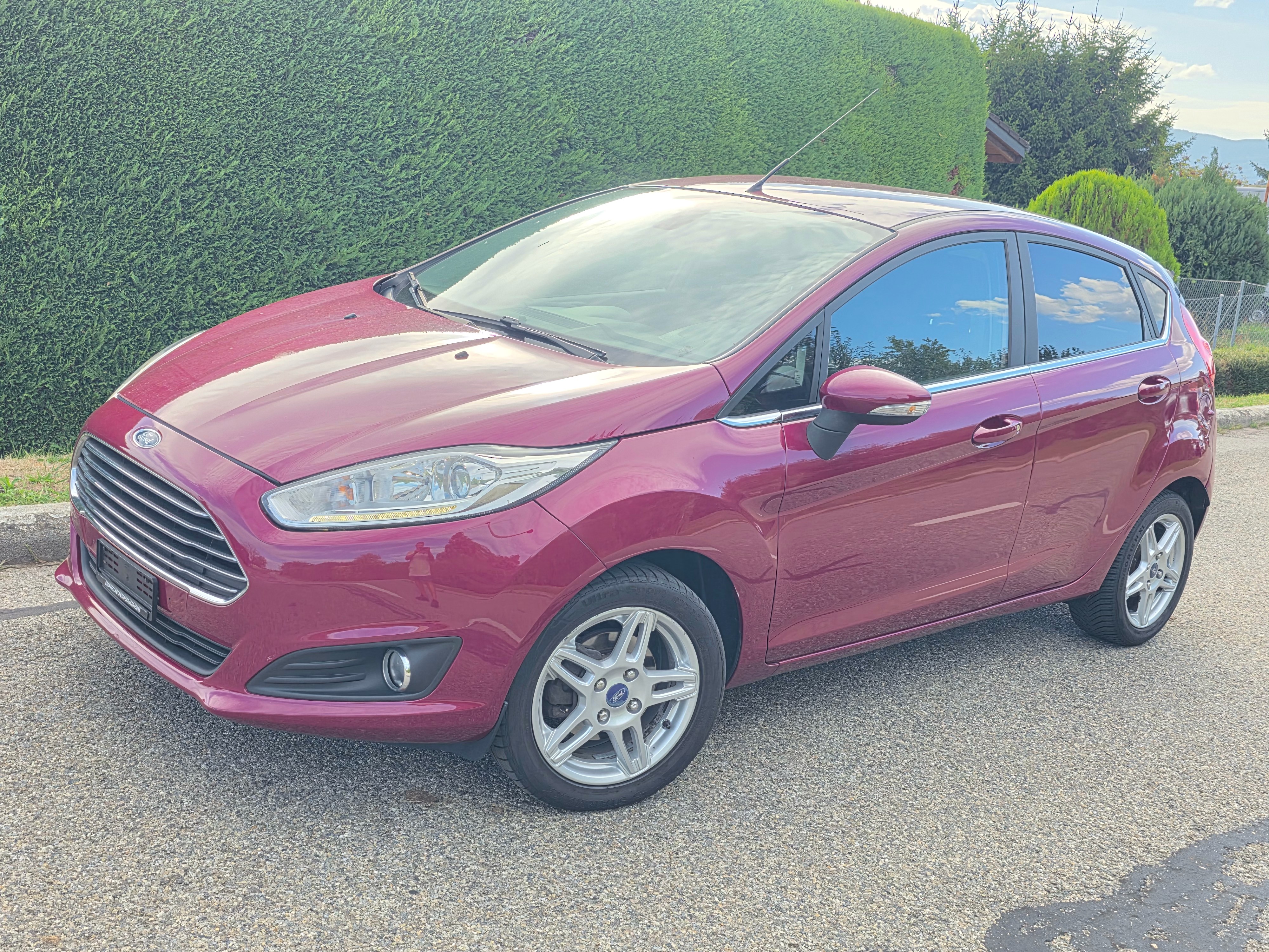 Car photo