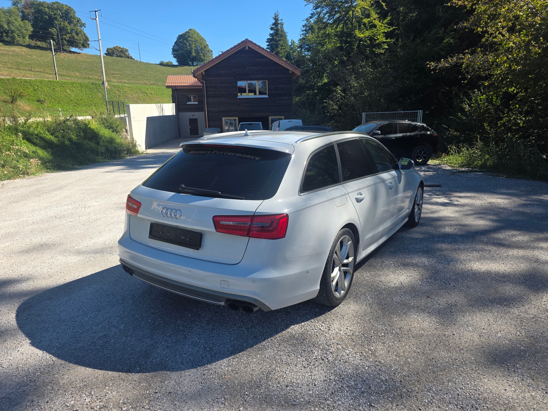 AUDI S6 Avant 4.0 TFSI V8 quattro S-tronic-image-5