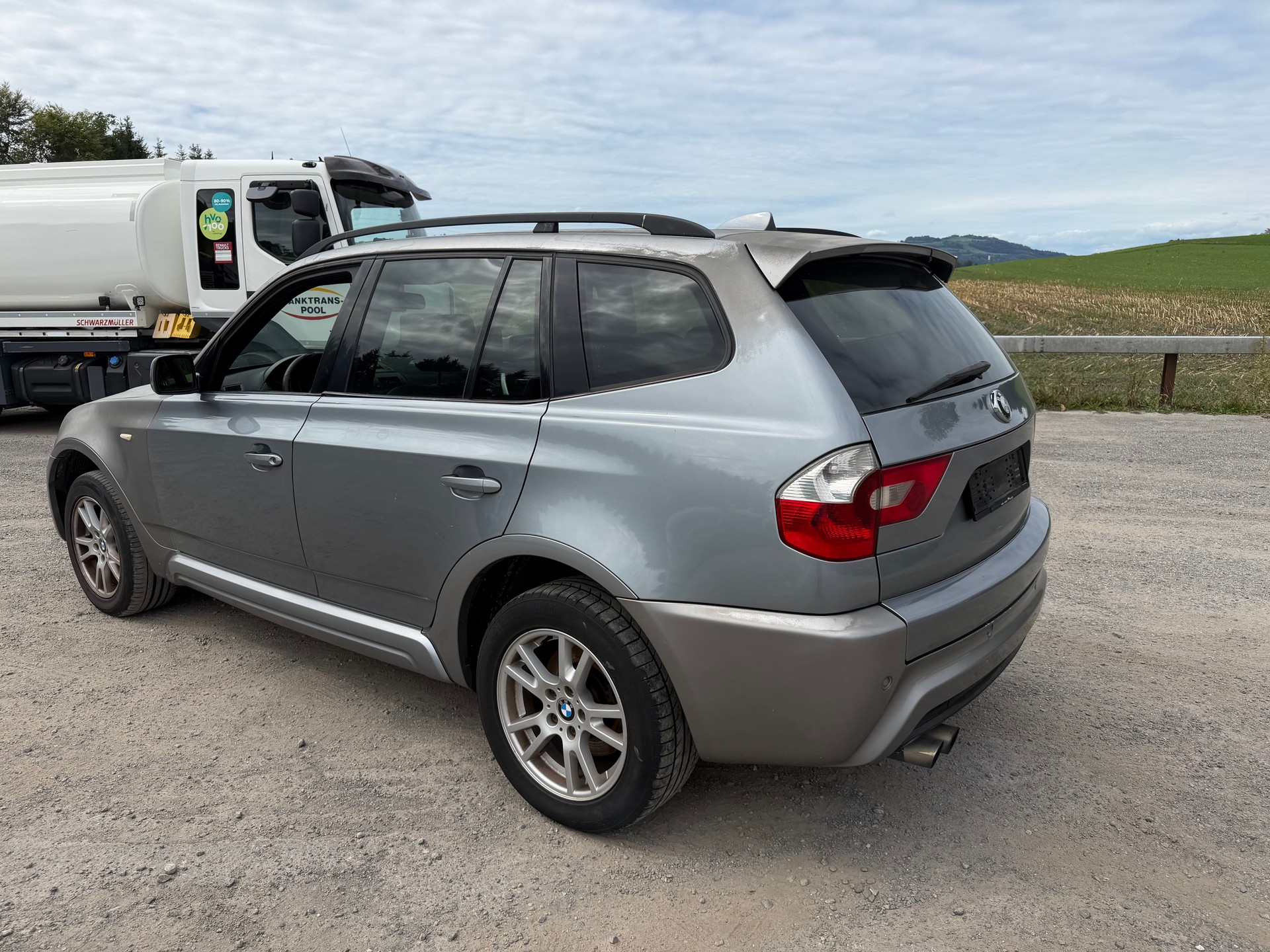BMW X3 3.0d-image-3
