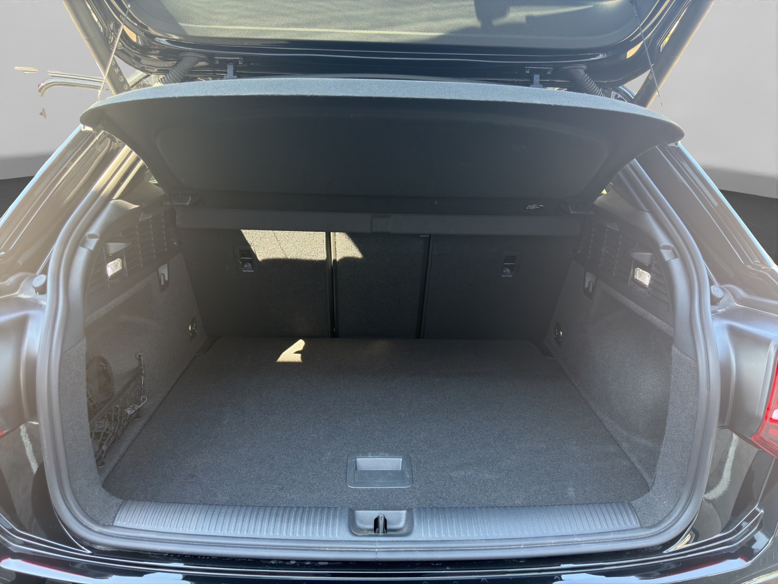 AUDI Q2 40 TFSI quattro S-tronic-image-13