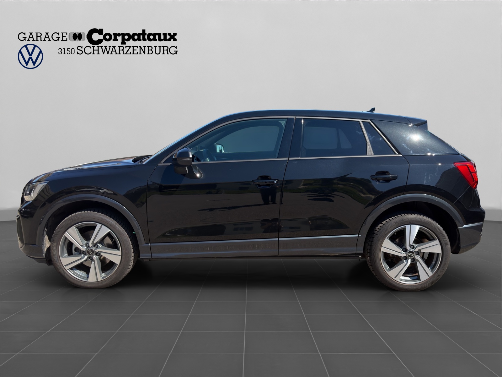 AUDI Q2 40 TFSI quattro S-tronic-image-2
