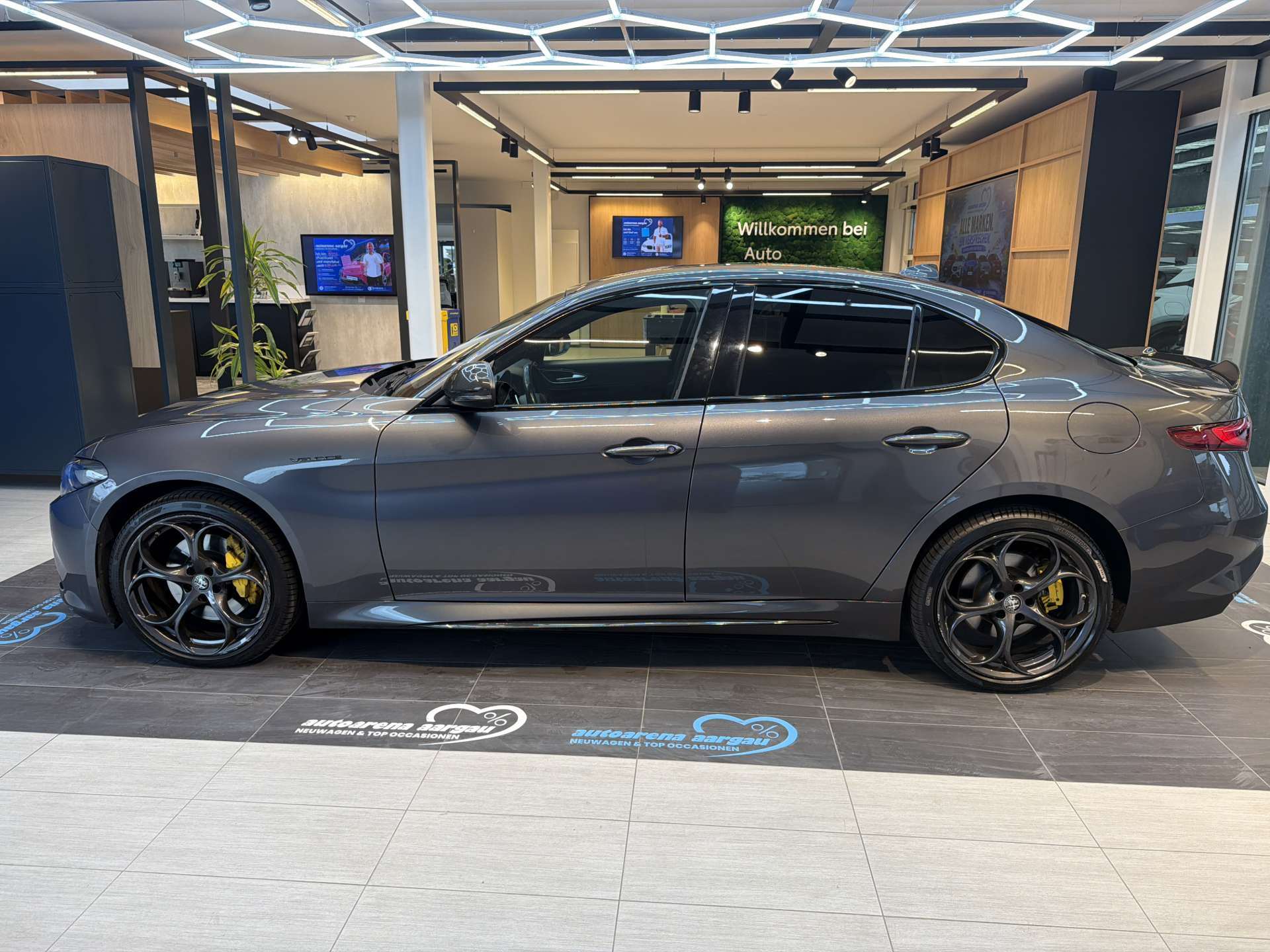 ALFA ROMEO Giulia 2.0 Veloce TI Q4 Automatic-image-13