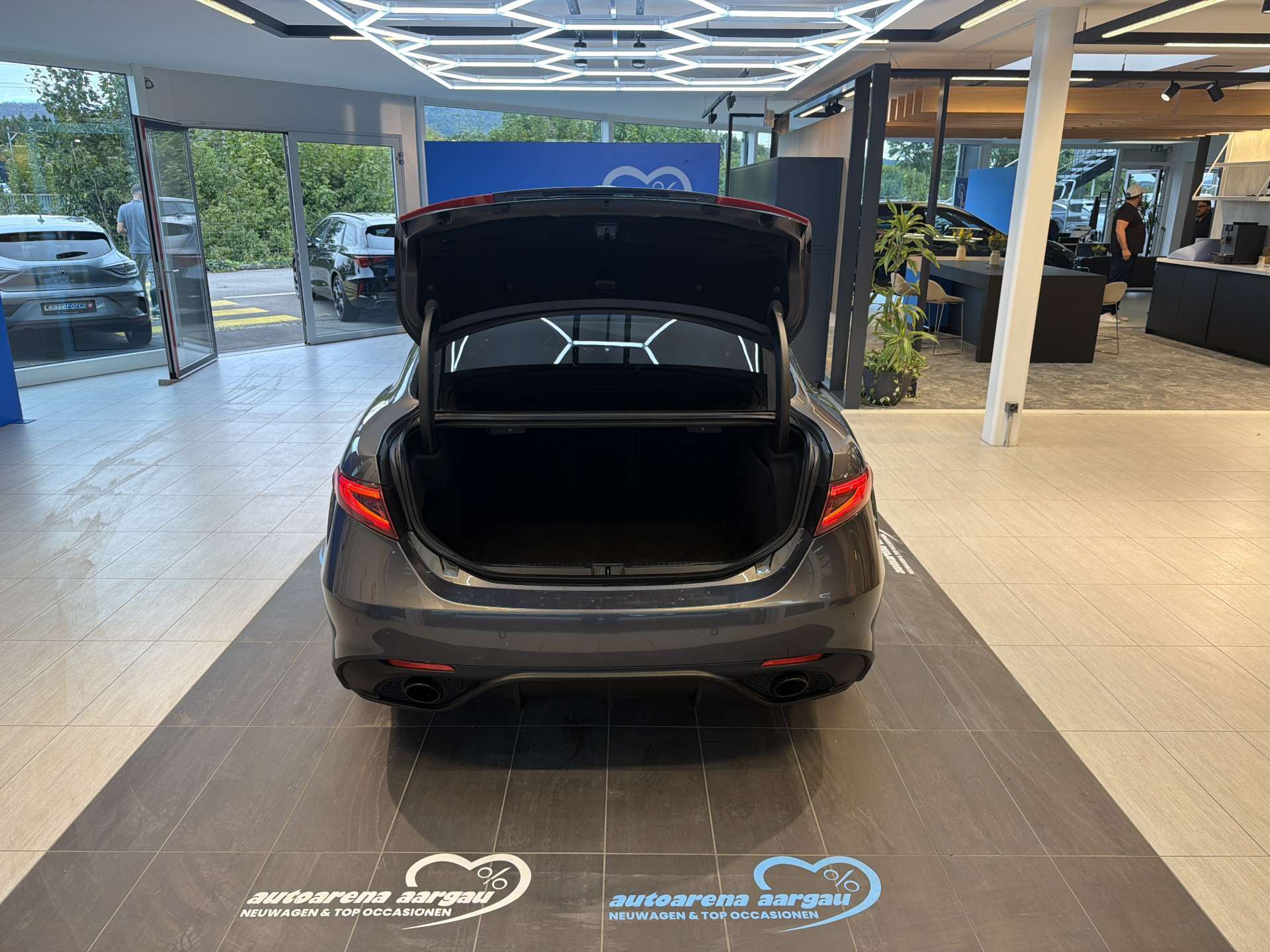 ALFA ROMEO Giulia 2.0 Veloce TI Q4 Automatic-image-7