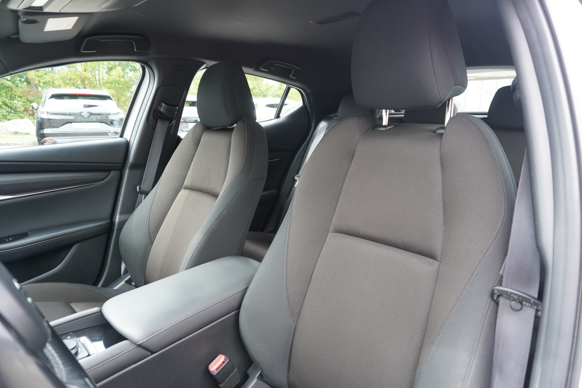 MAZDA 3 Hatchback SKYACTIV-G M Hybrid 150 Ambition Plus Automatik-image-10
