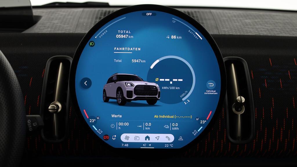 MINI Countryman E-image-5