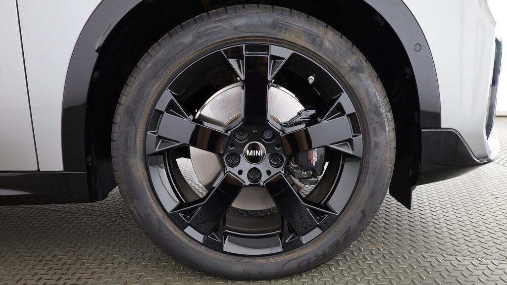 MINI Countryman E-image-10