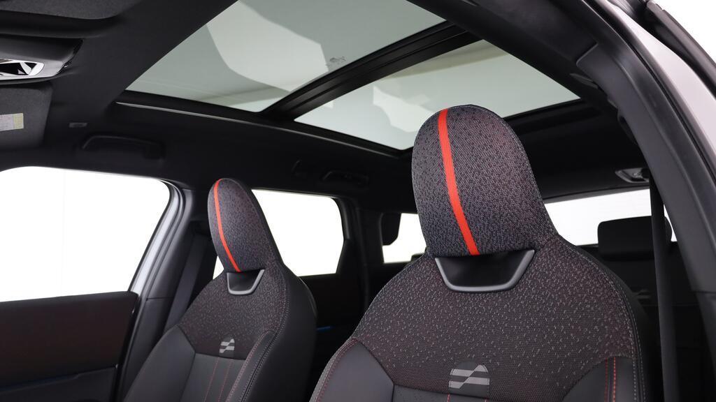 MINI Countryman E-image-18