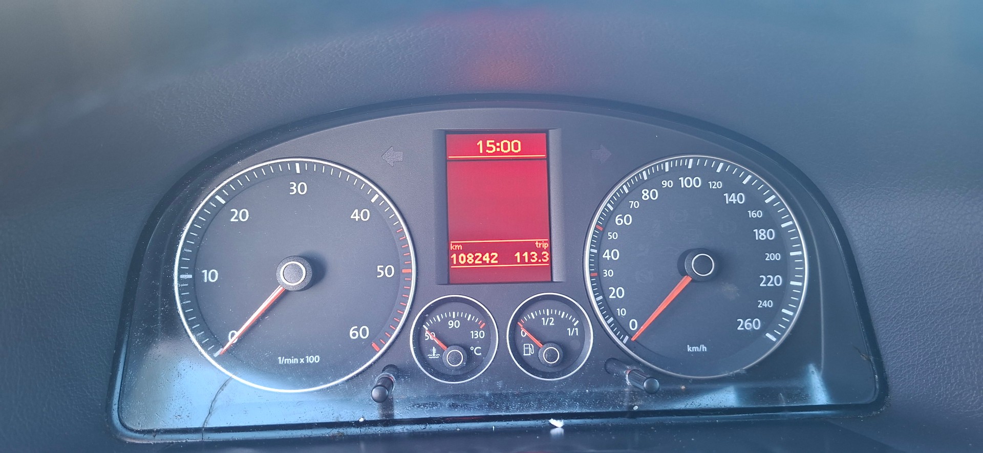 VW Touran 1.9 TDI BlueMotion Conceptline-image-12