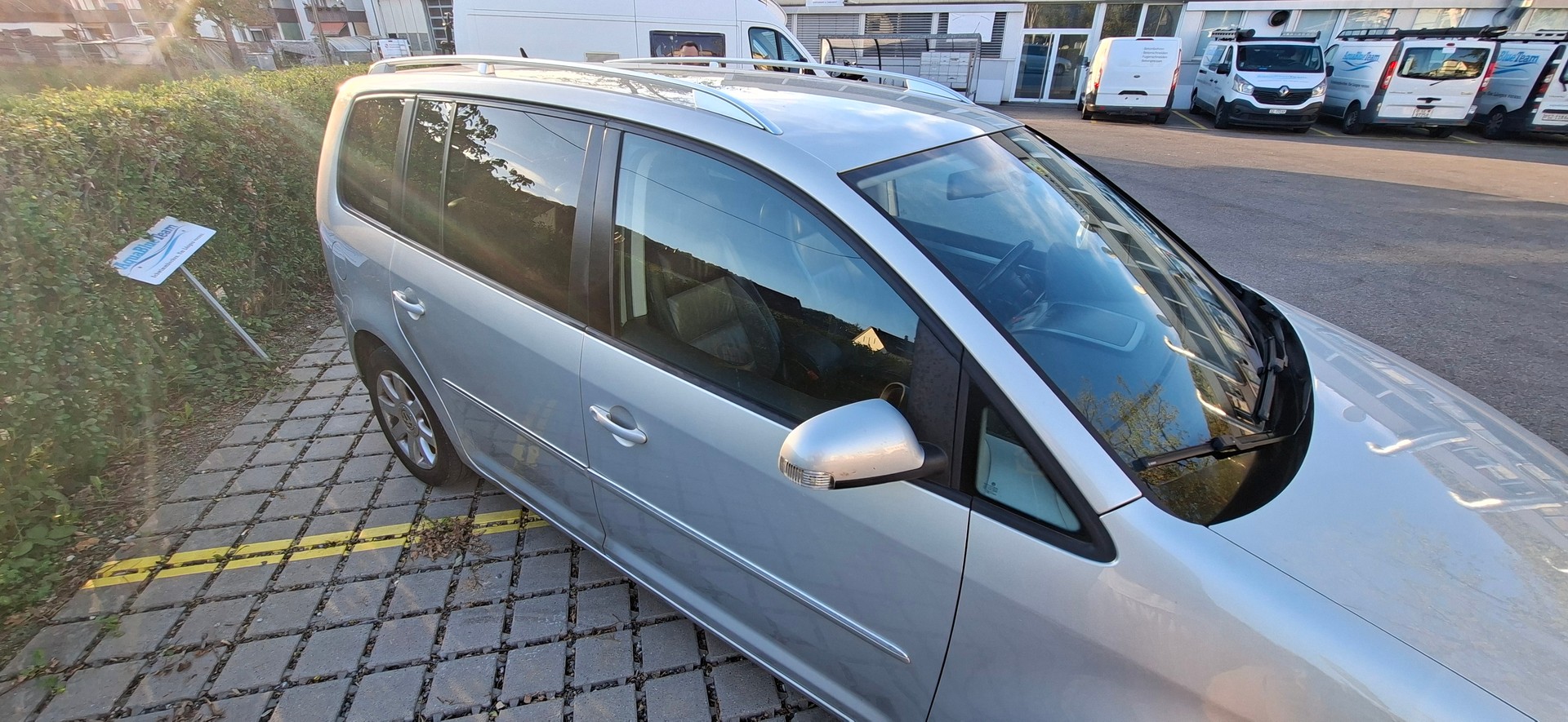 VW Touran 1.9 TDI BlueMotion Conceptline-image-6