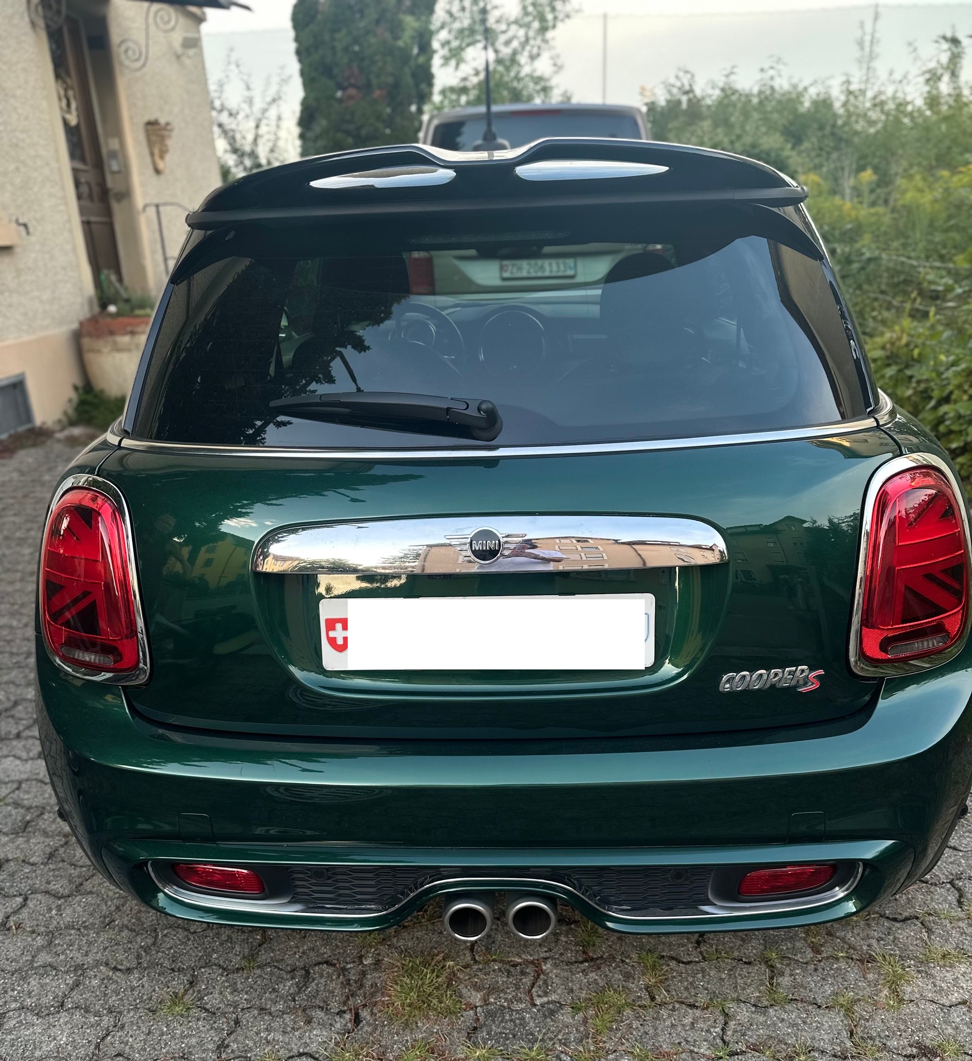 MINI 2.0i Cooper S Trafalgar-image-3